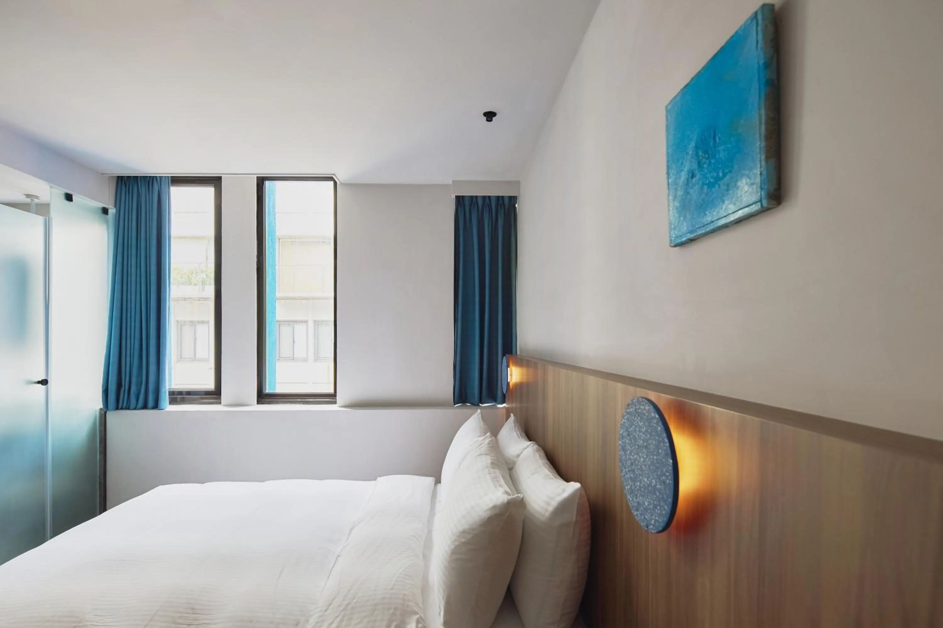 Bed in The Blue by Just Inn