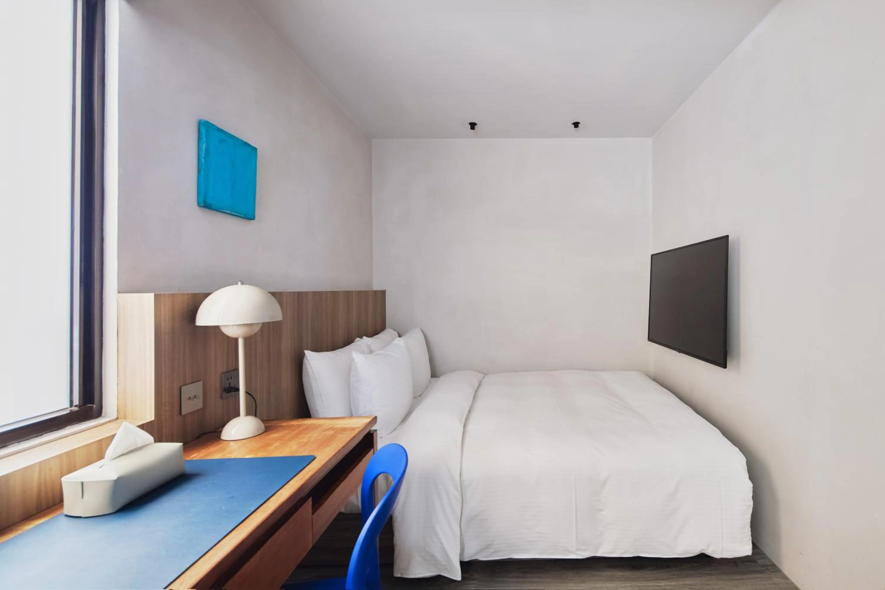 Bed in The Blue by Just Inn