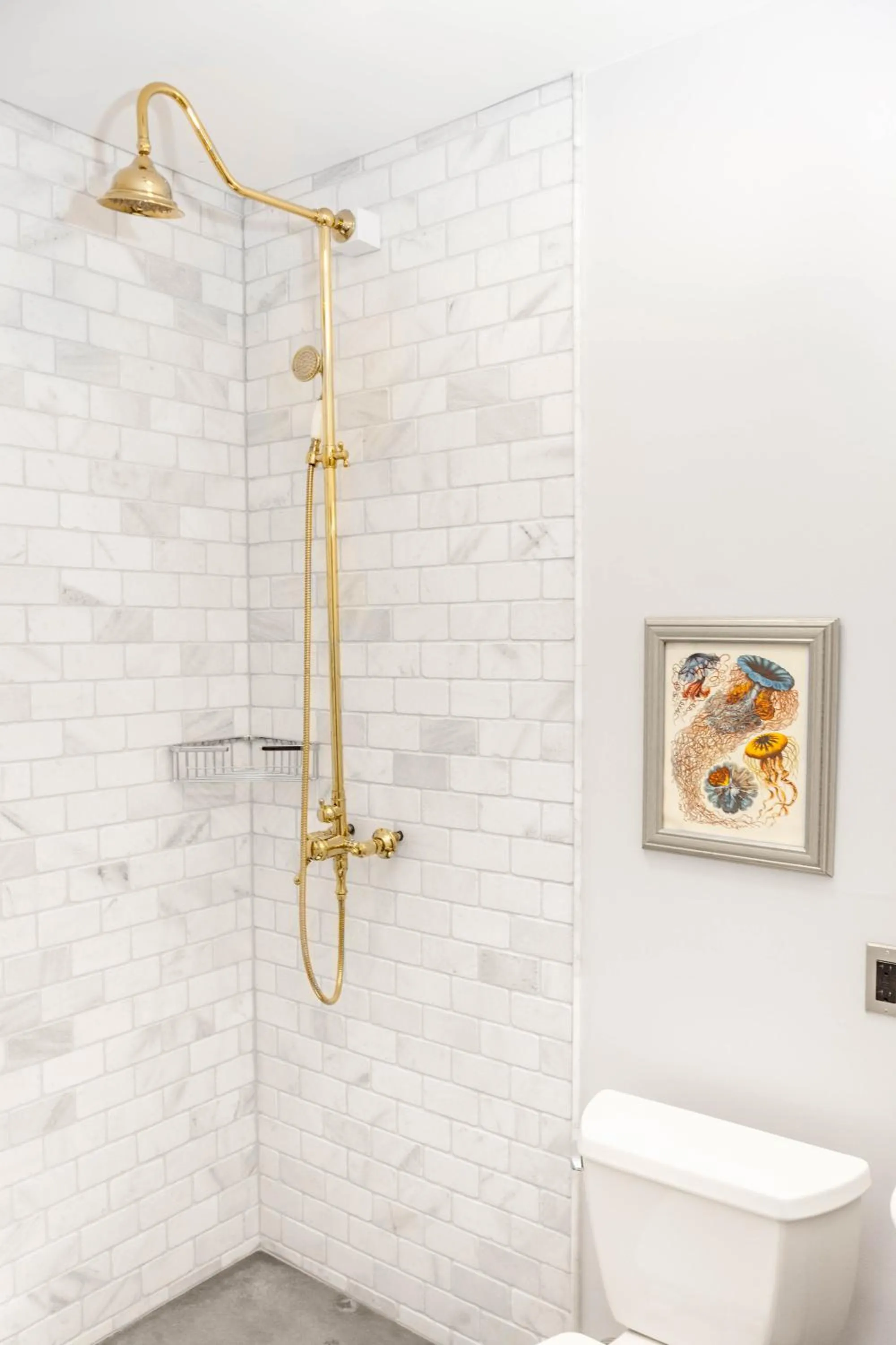 Shower in Argos Inn - Ithaca's Boutique Hotel