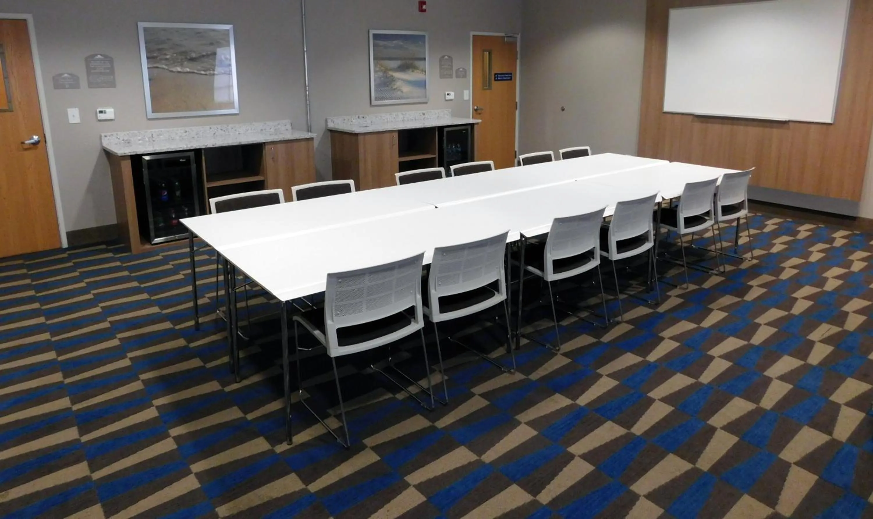 Meeting/conference room in Microtel Inn & Suites by Wyndham Port Charlotte Punta Gorda