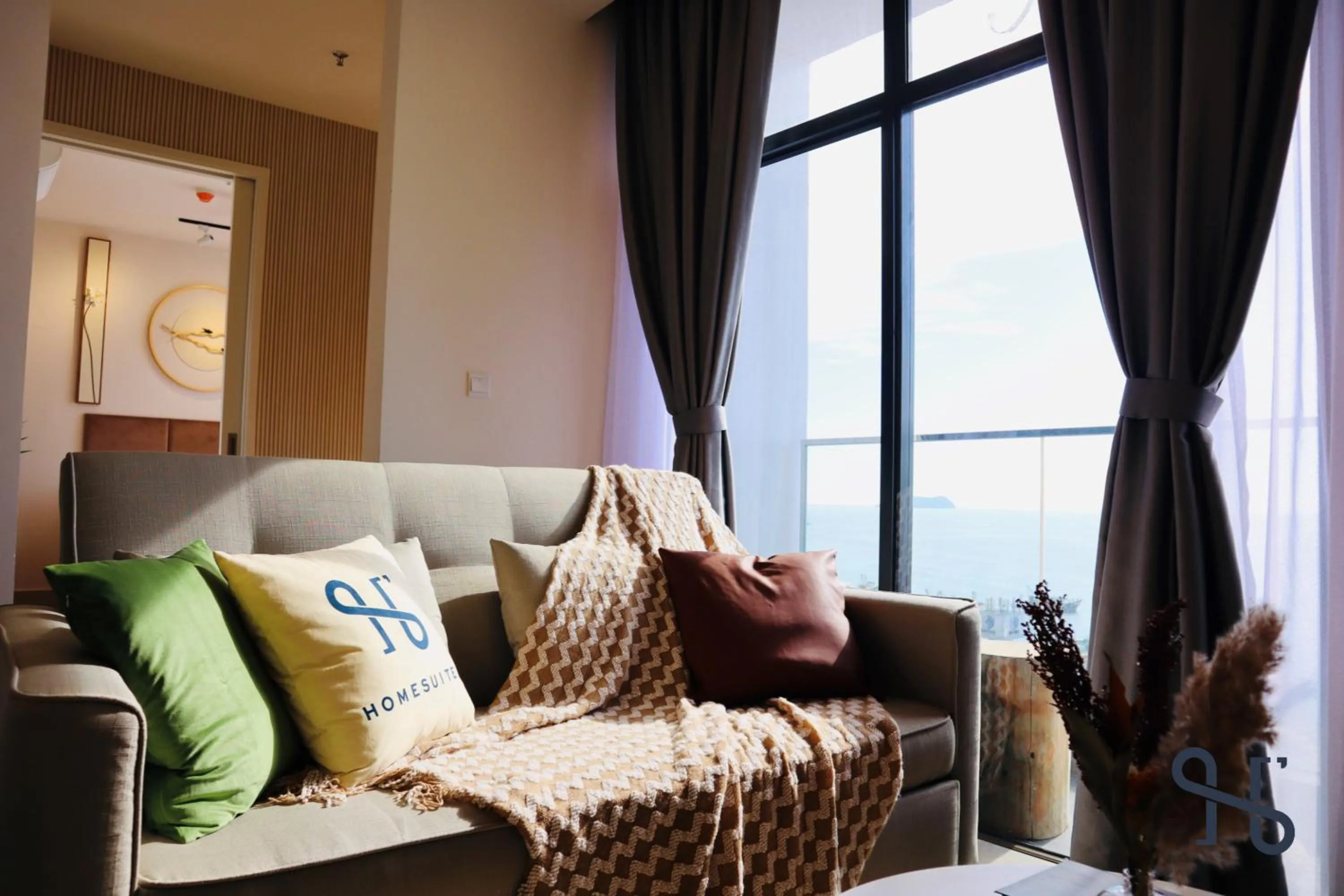 Living room in The Shore by Homesuite'