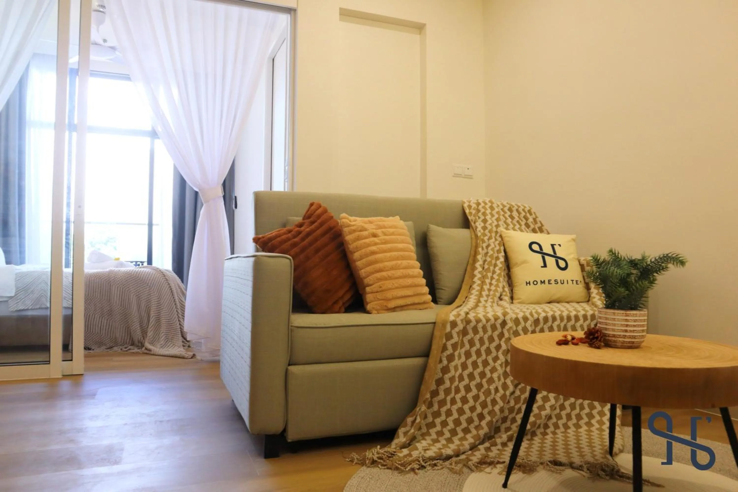 Living room in The Shore by Homesuite'