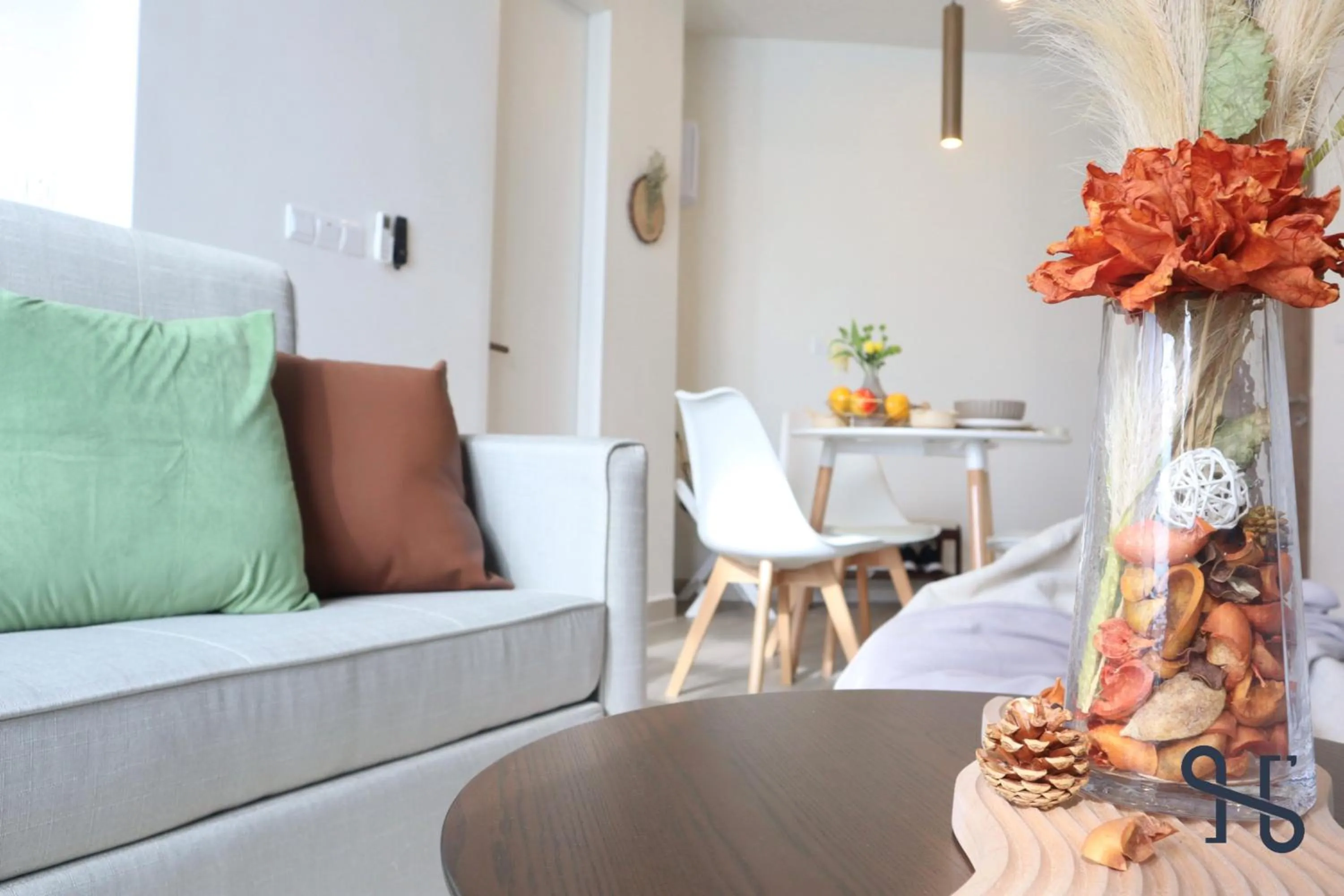 Living room in The Shore by Homesuite'