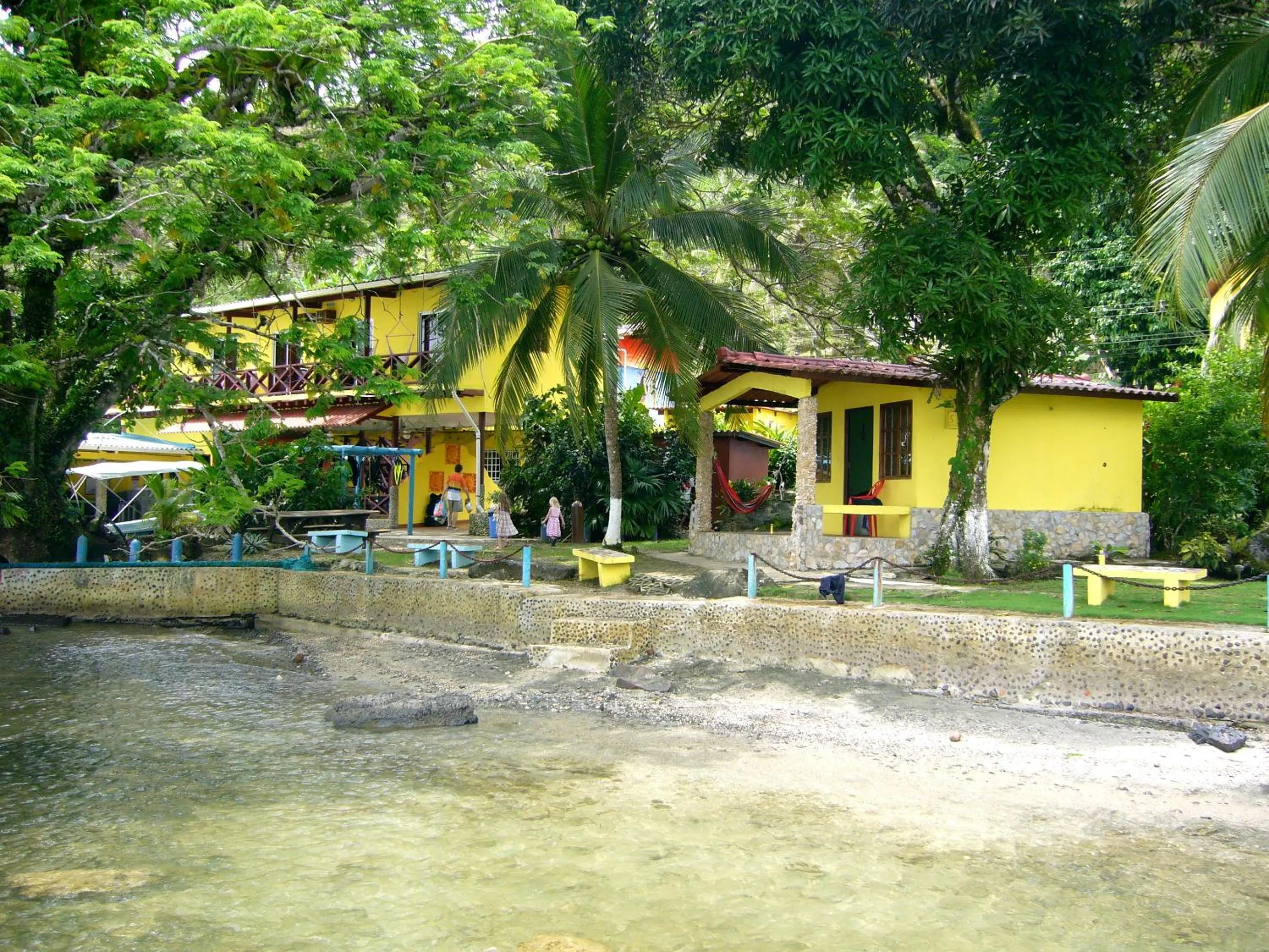 Neighbourhood in ScubaPortobelo
