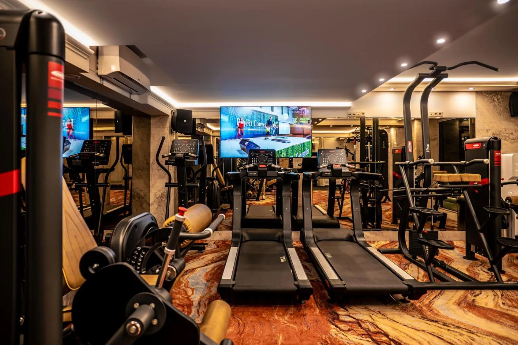 Fitness centre/facilities in Nadiya Palace & Wellness