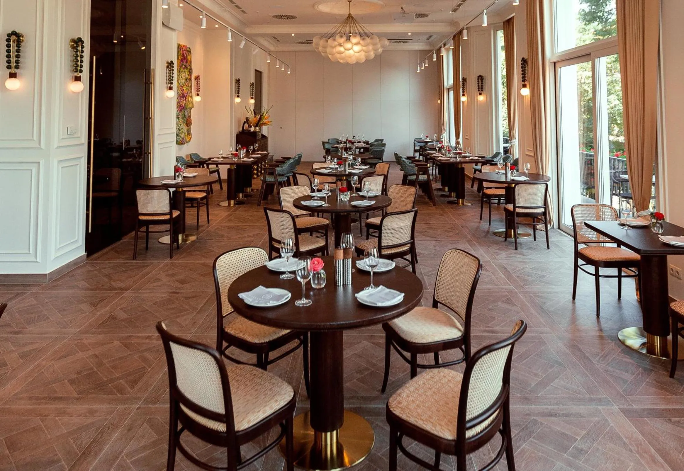 Restaurant/places to eat in Nadiya Palace & Wellness