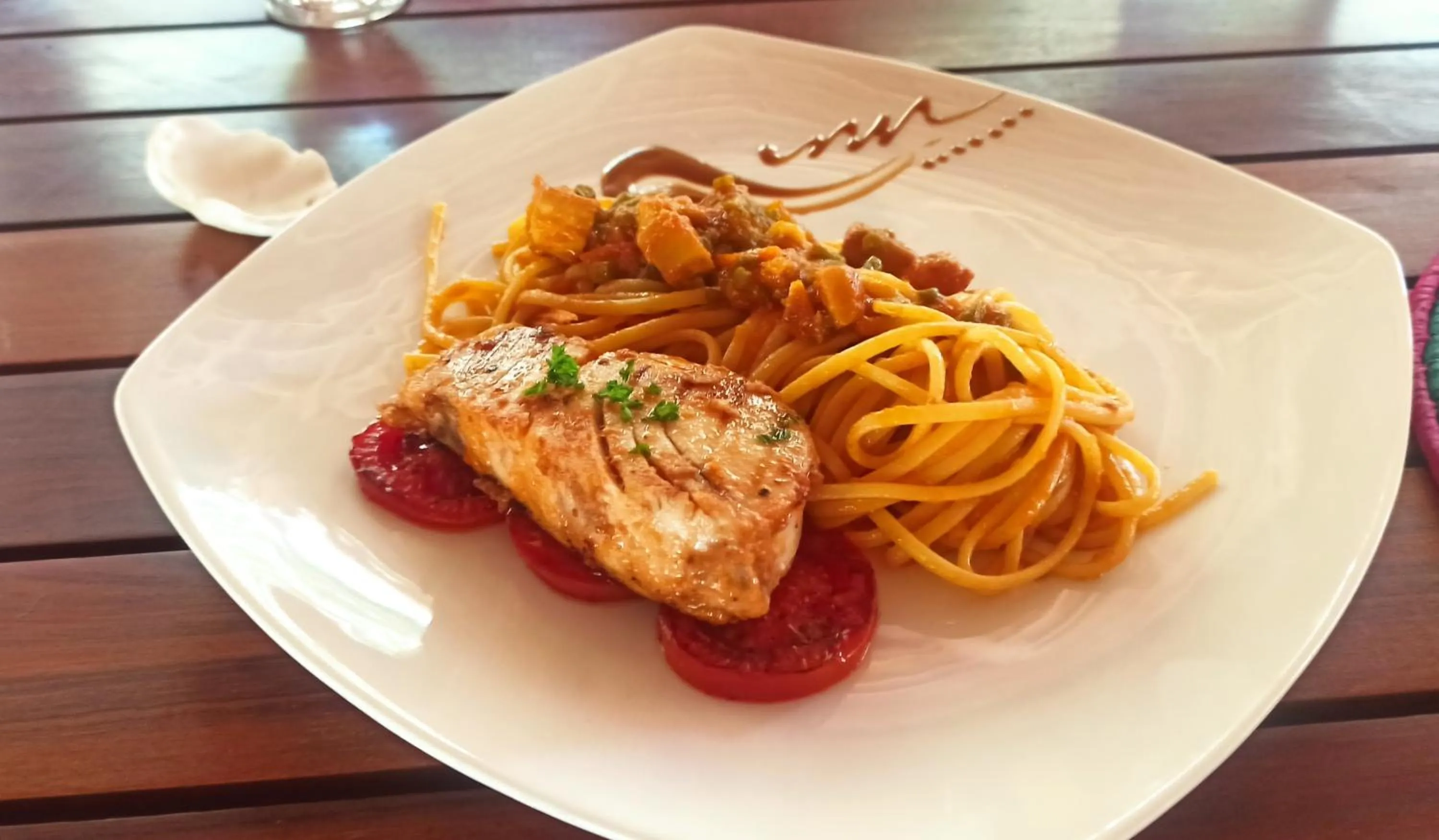 Food and drinks in Blue Sky Resort