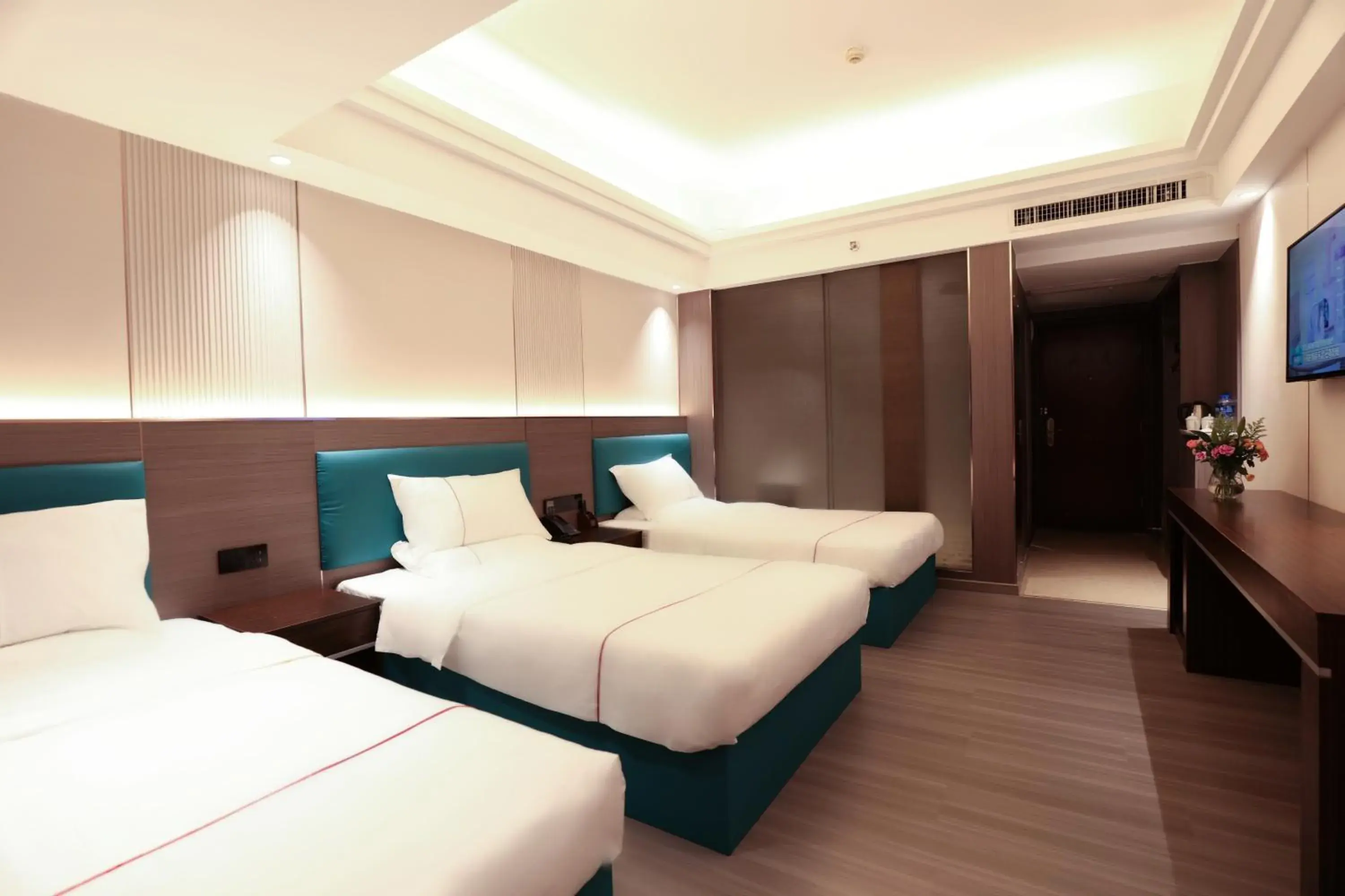Bed in Guangzhou Meigang Hotel
