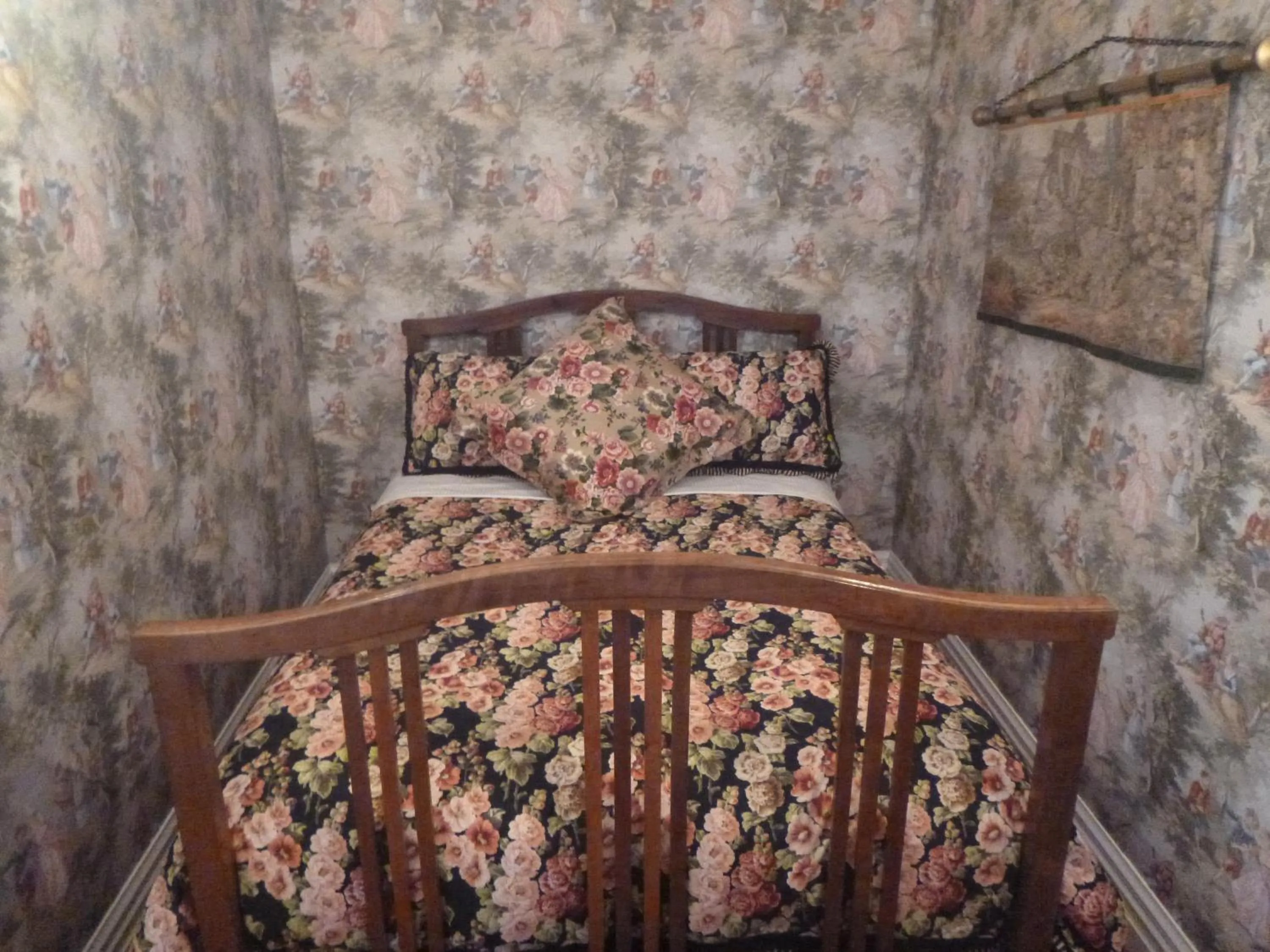 Bedroom, Bed in Theatre Royal Hotel