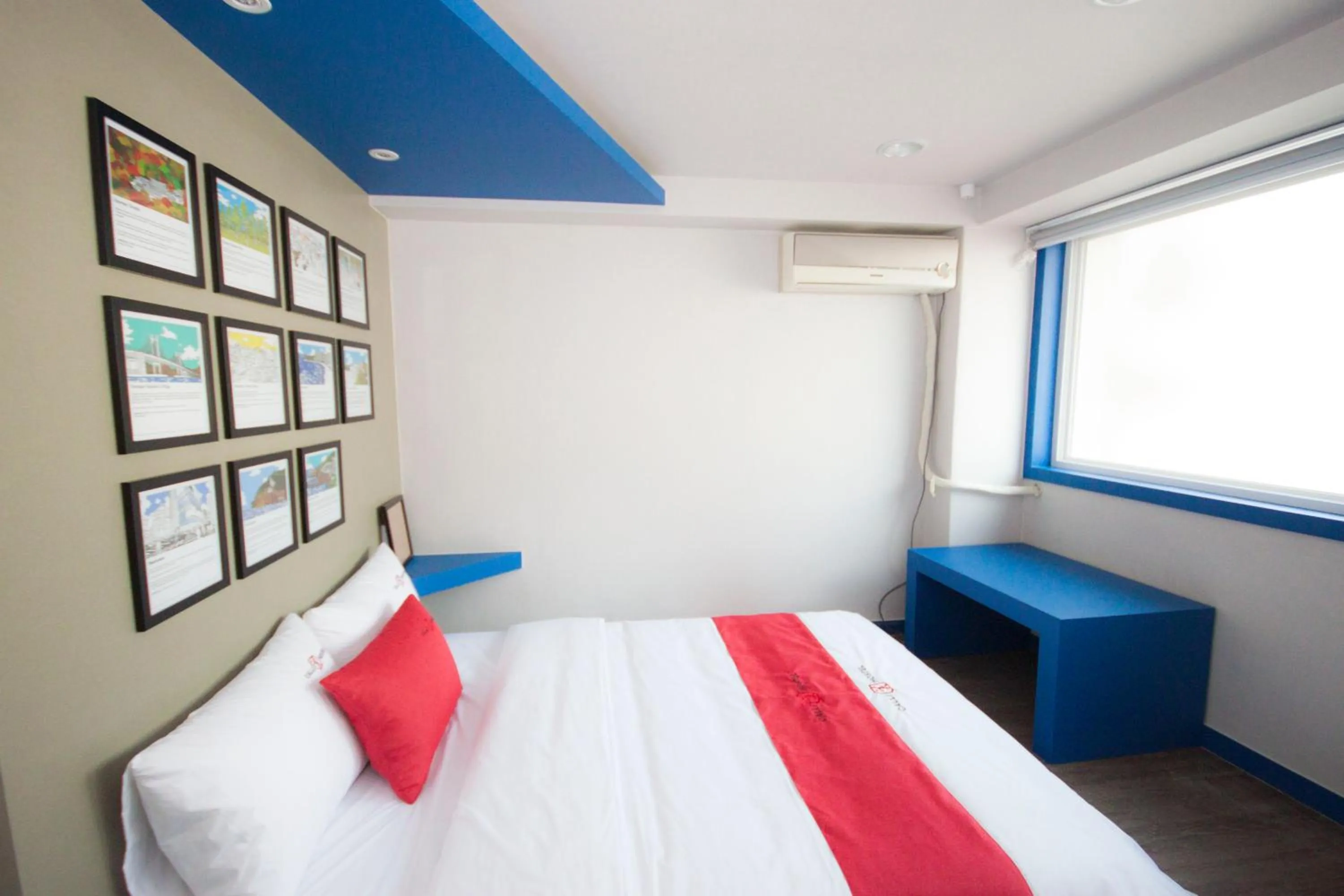 Photo of the whole room, Bed in Calli Hostel