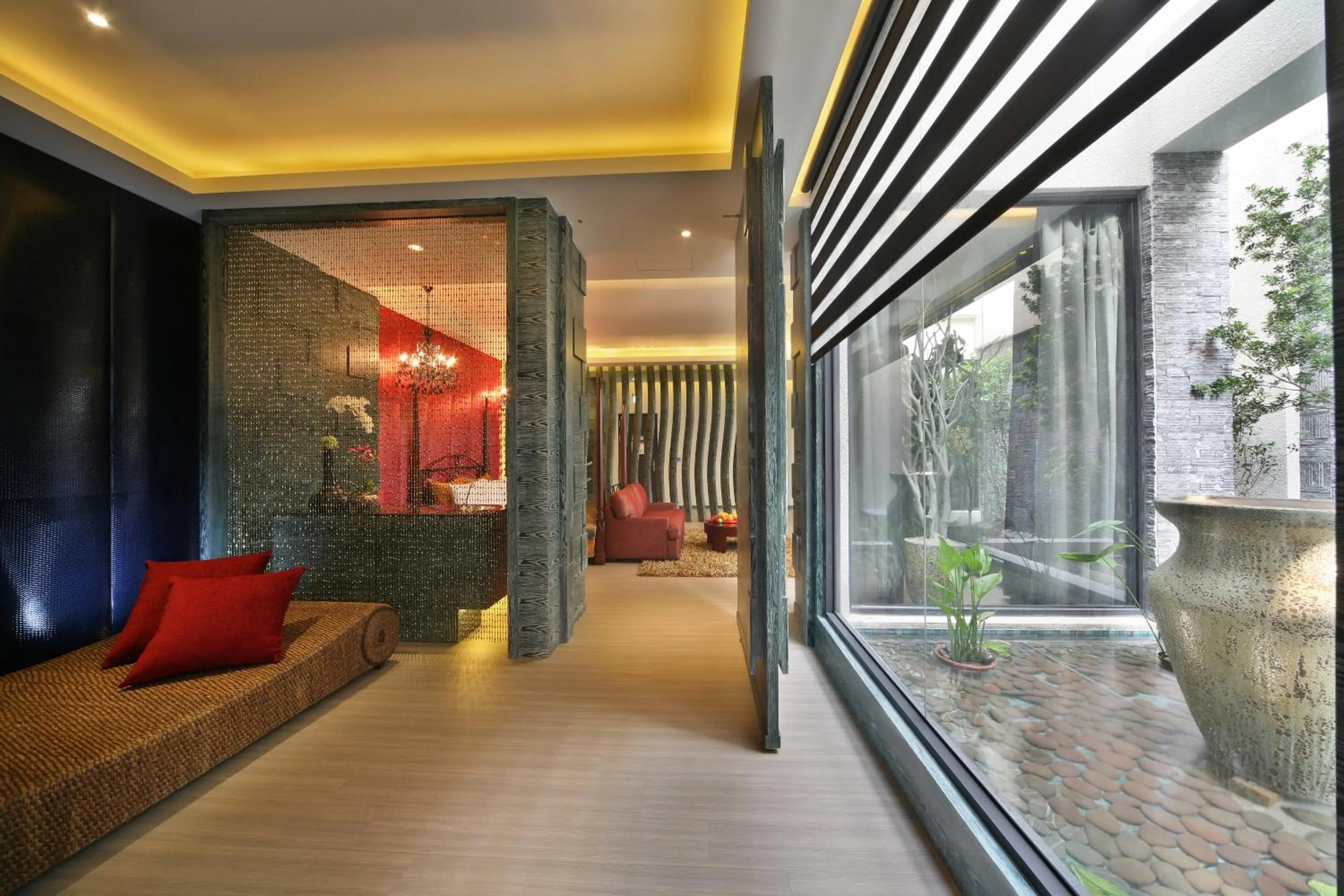 Seating area in Han Guan Motel