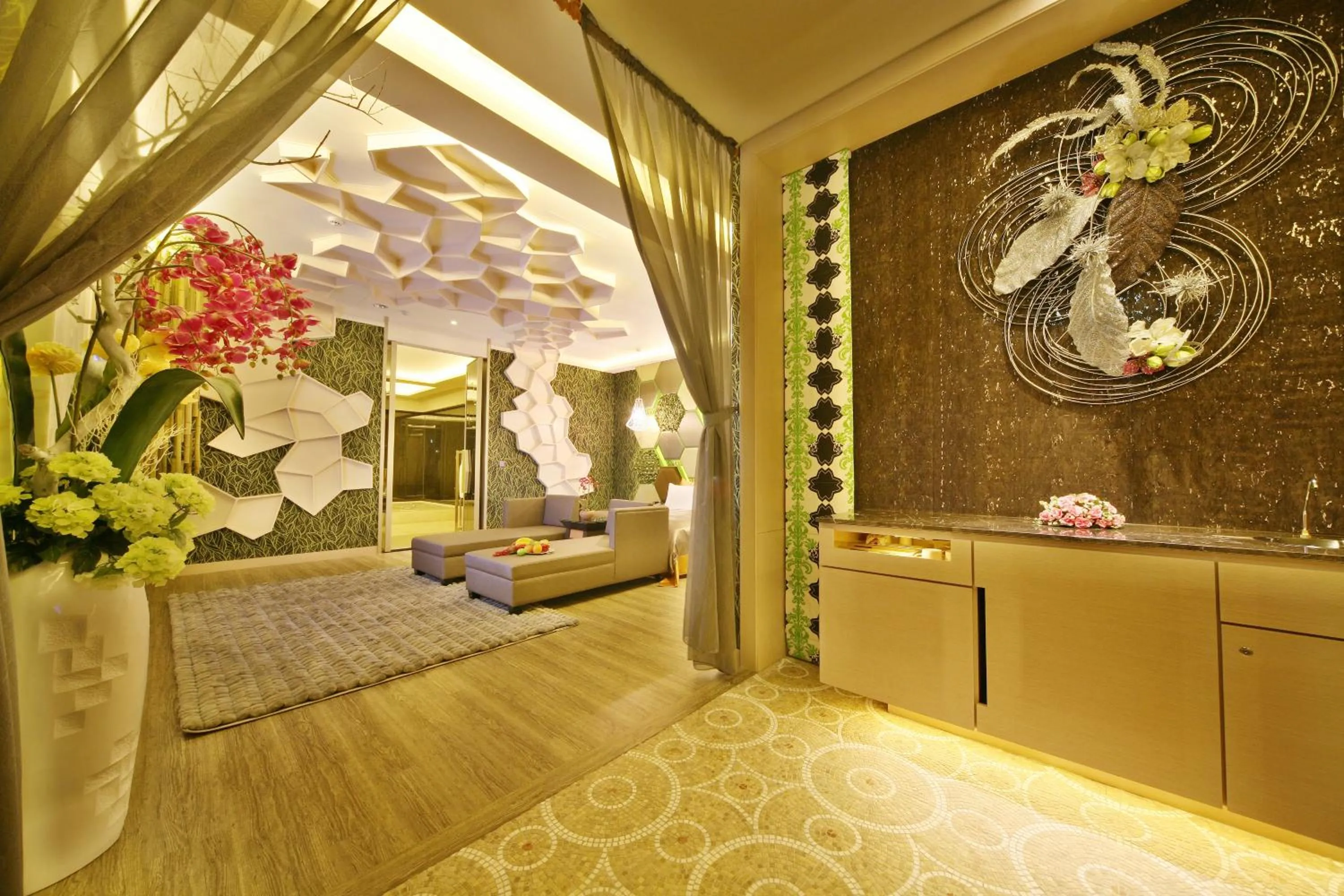 Bed in Han Guan Motel