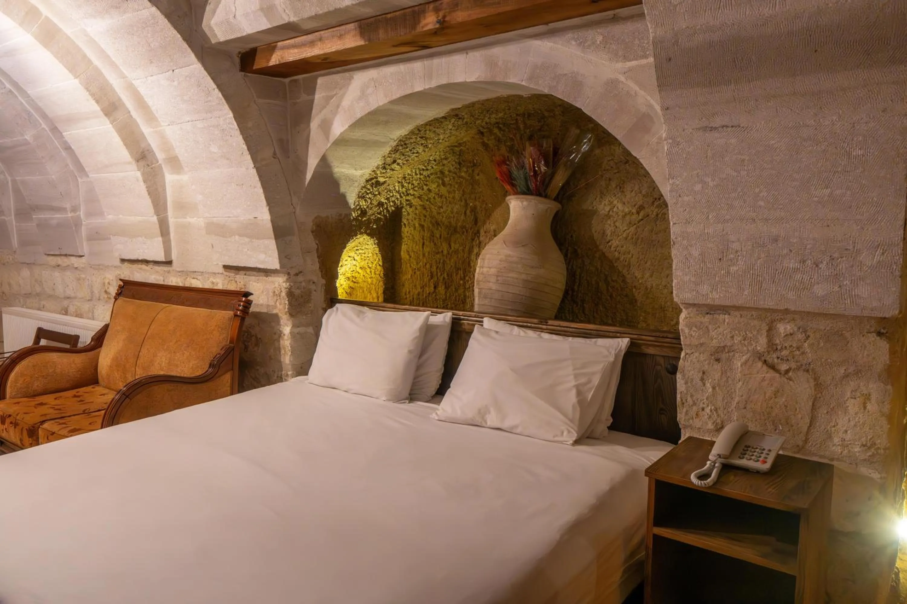 Bed in Belenus Cave House