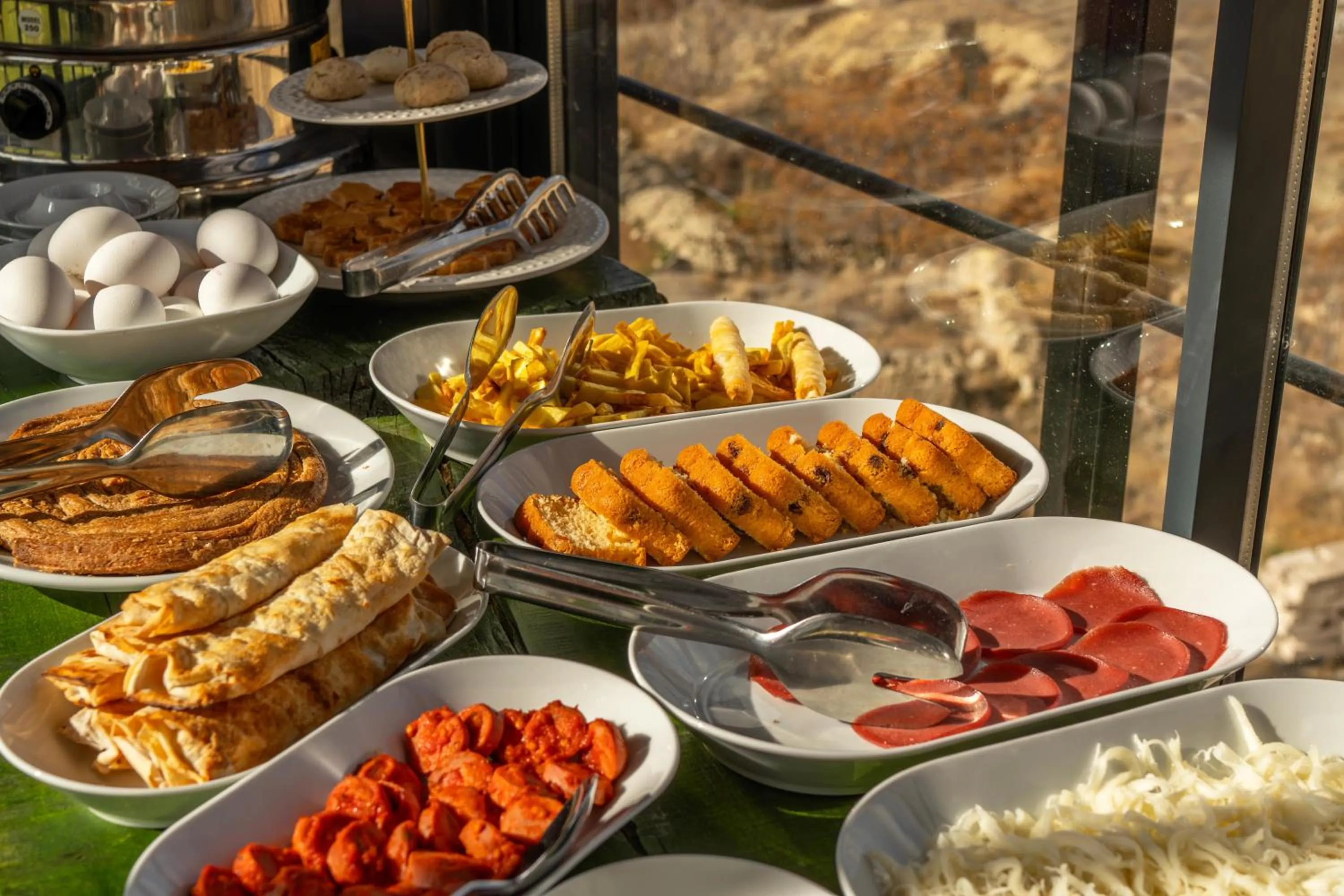 Buffet breakfast in Belenus Cave House