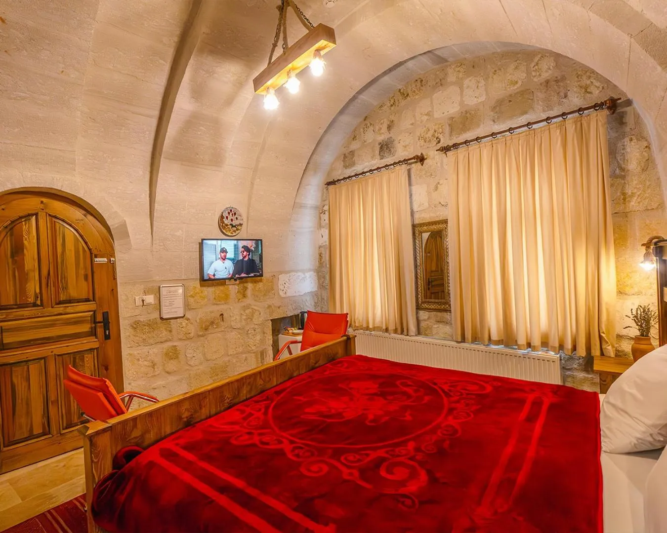 TV and multimedia, Bed in Belenus Cave House