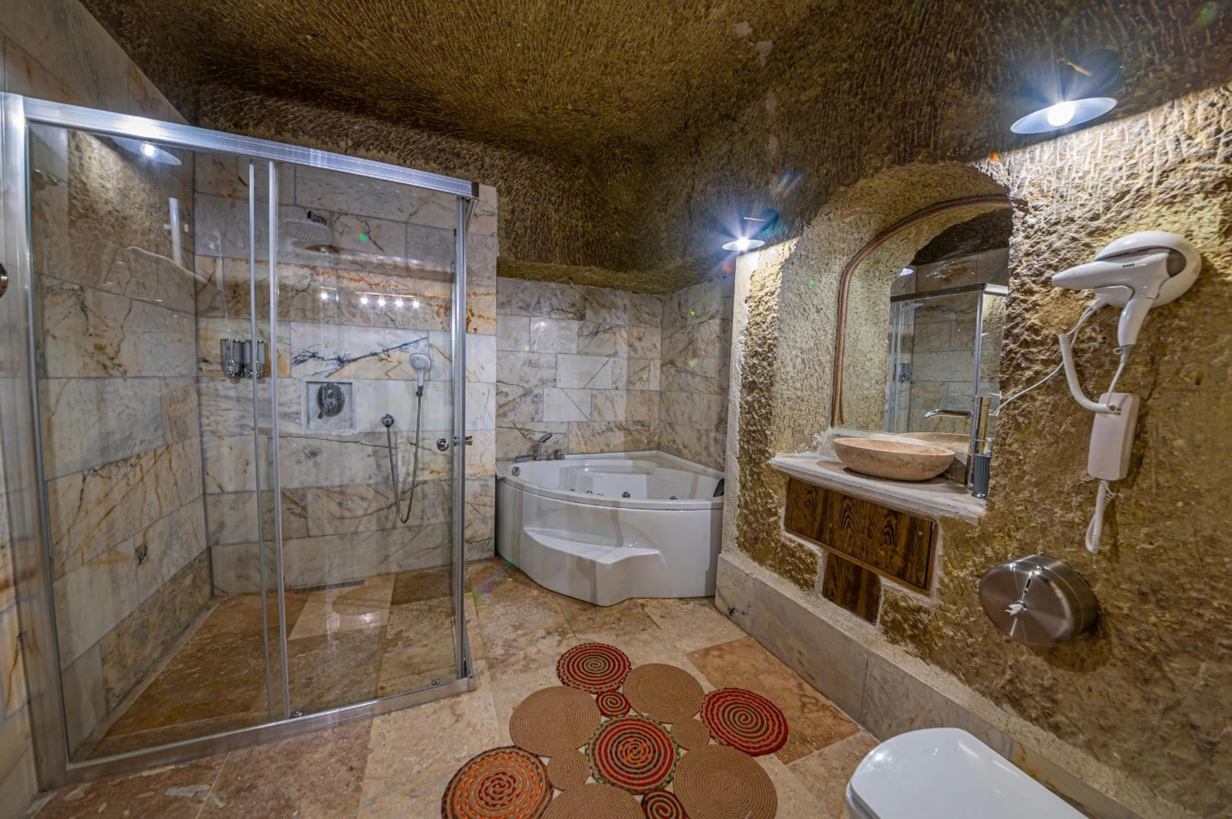 Shower in Belenus Cave House