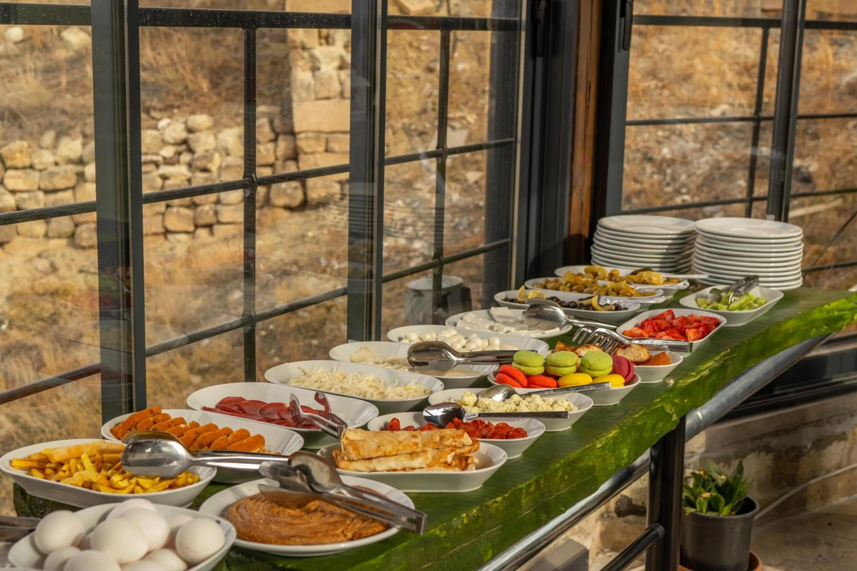 Buffet breakfast in Belenus Cave House