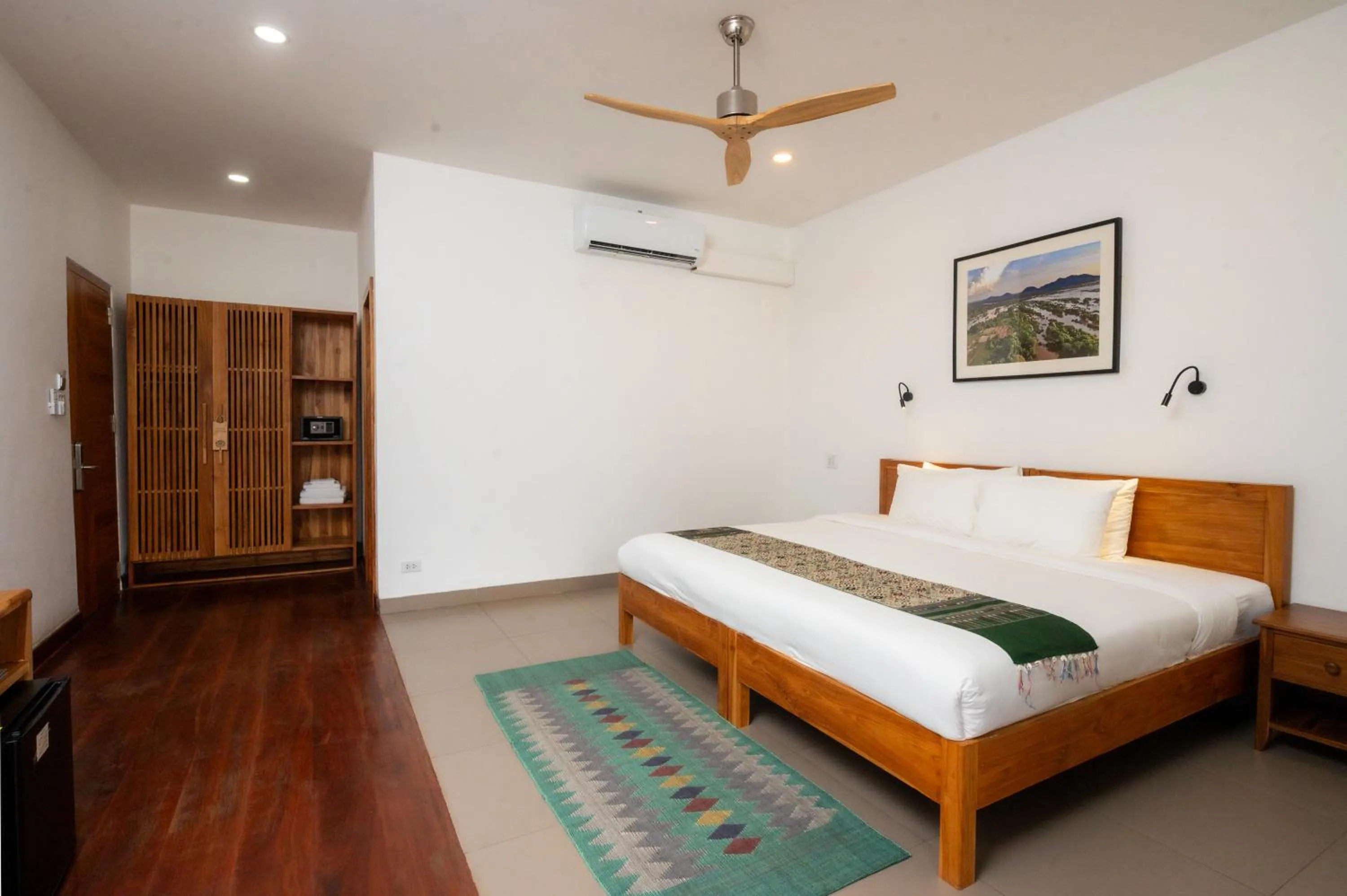 Bed in Madilao Hotel