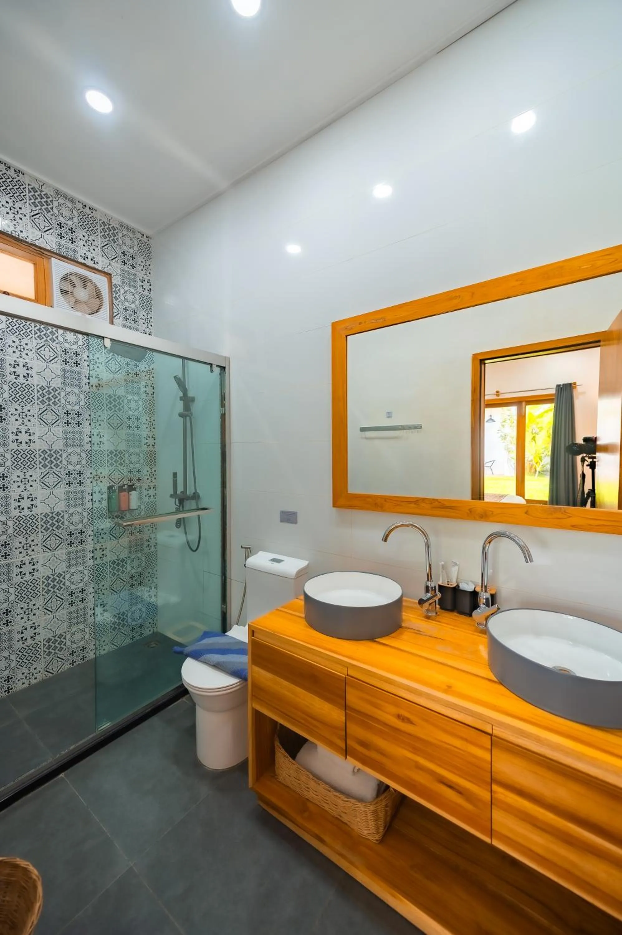 Bathroom in Madilao Hotel
