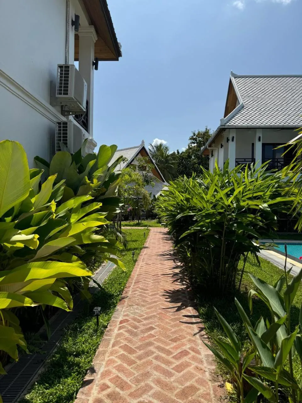 Garden in Madilao Hotel