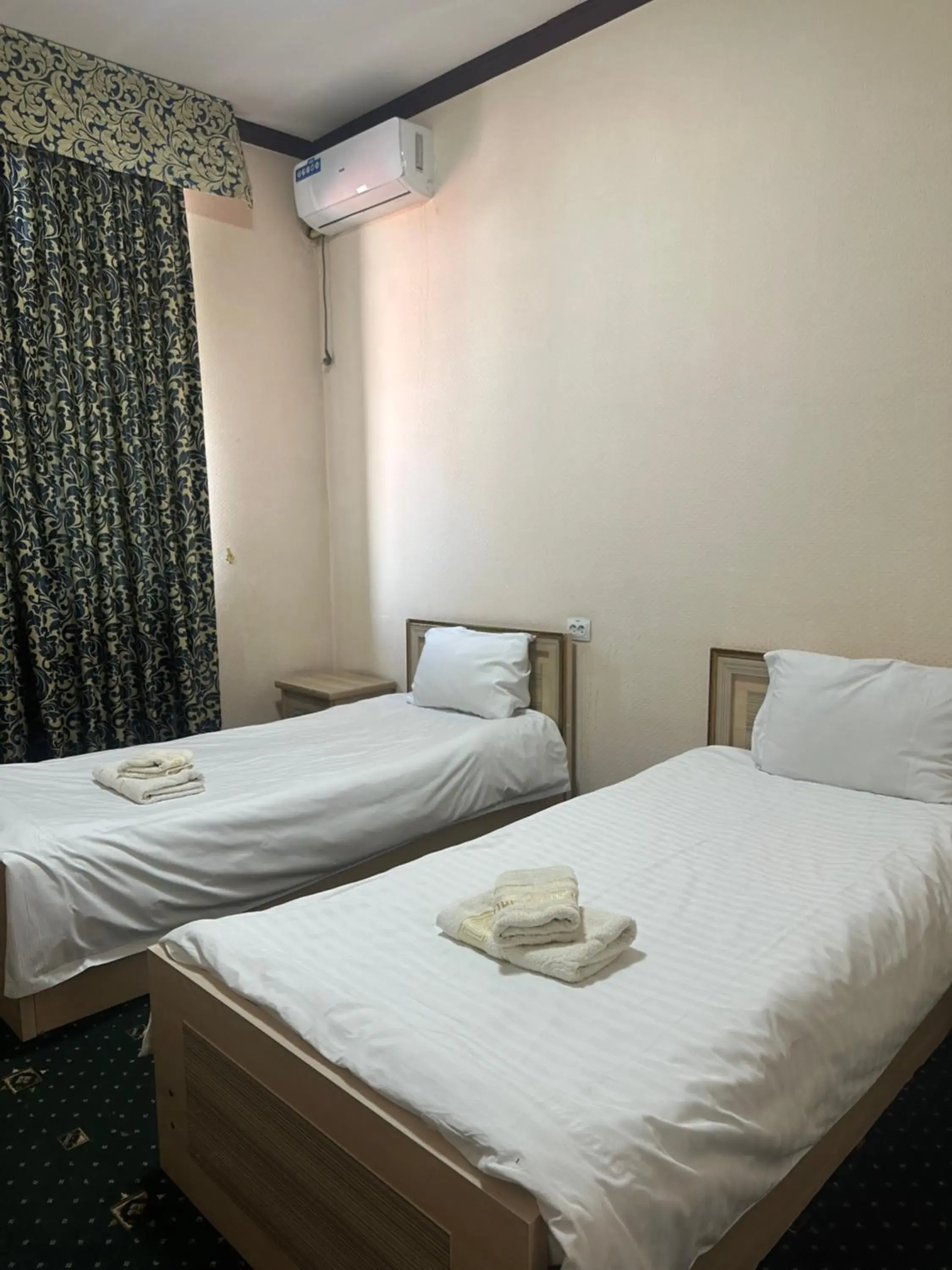 Budget Twin Room - single occupancy in Boston Hotel Tashkent Budget Twin Room - single occupancy in Boston Hotel Tashkent