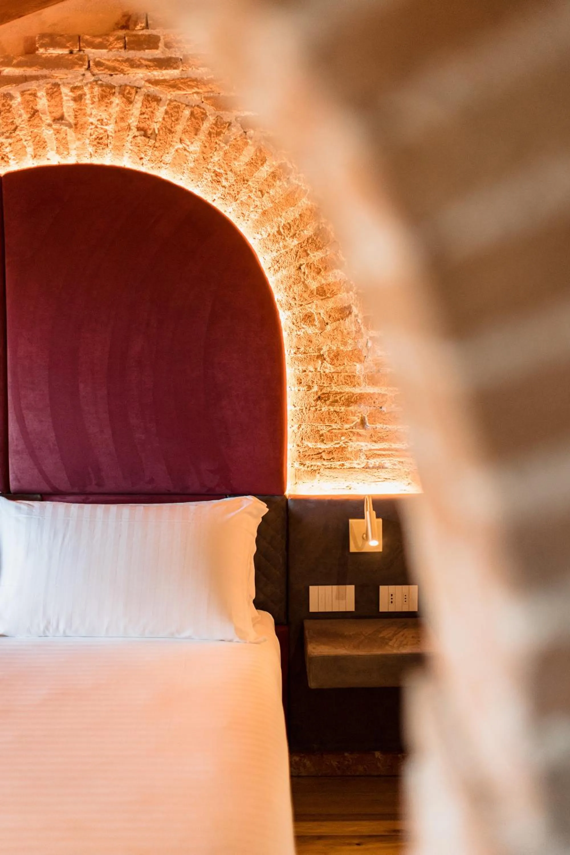 Photo of the whole room, Bed in Pavillon Suite
