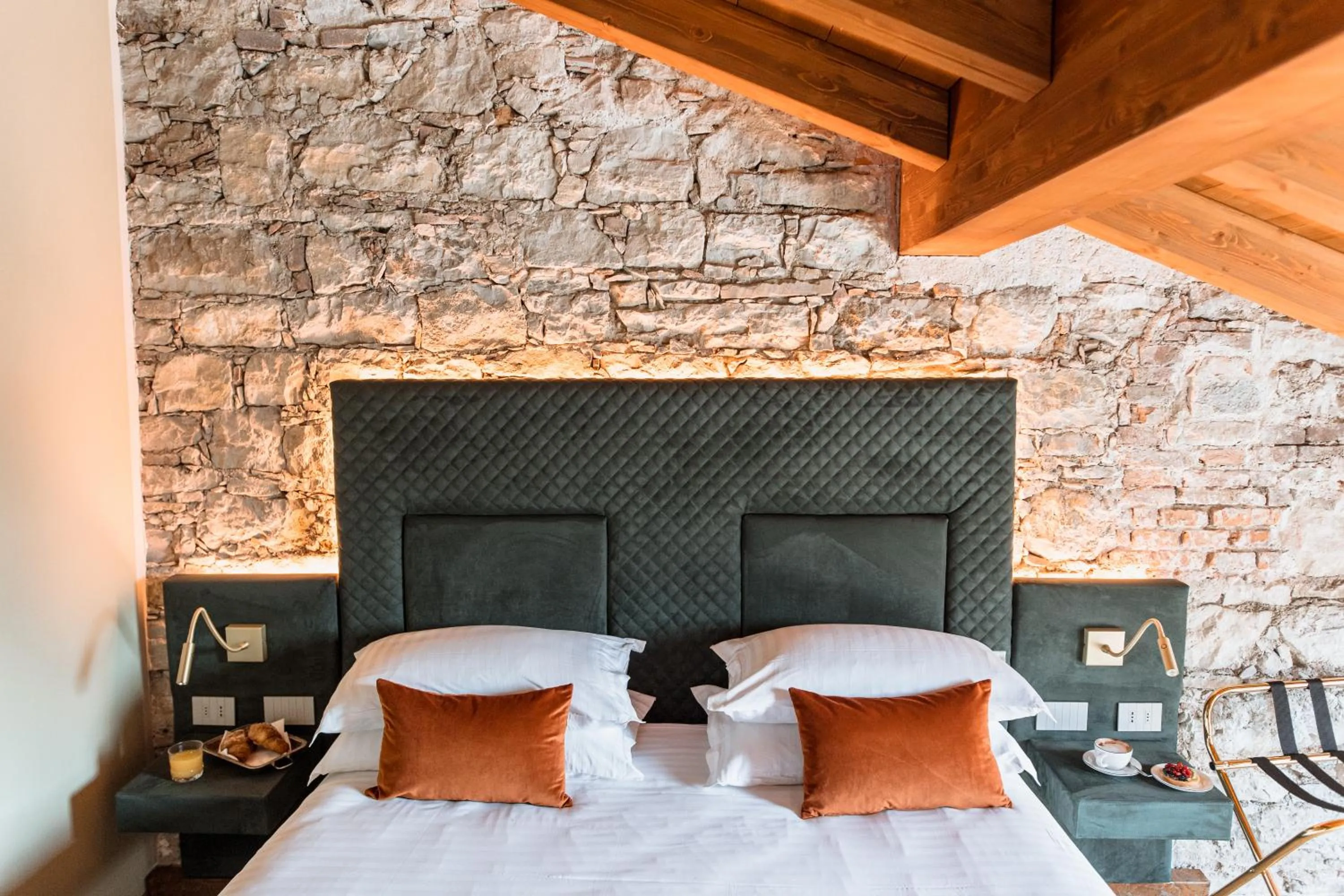 Bedroom, Bed in Pavillon Suite