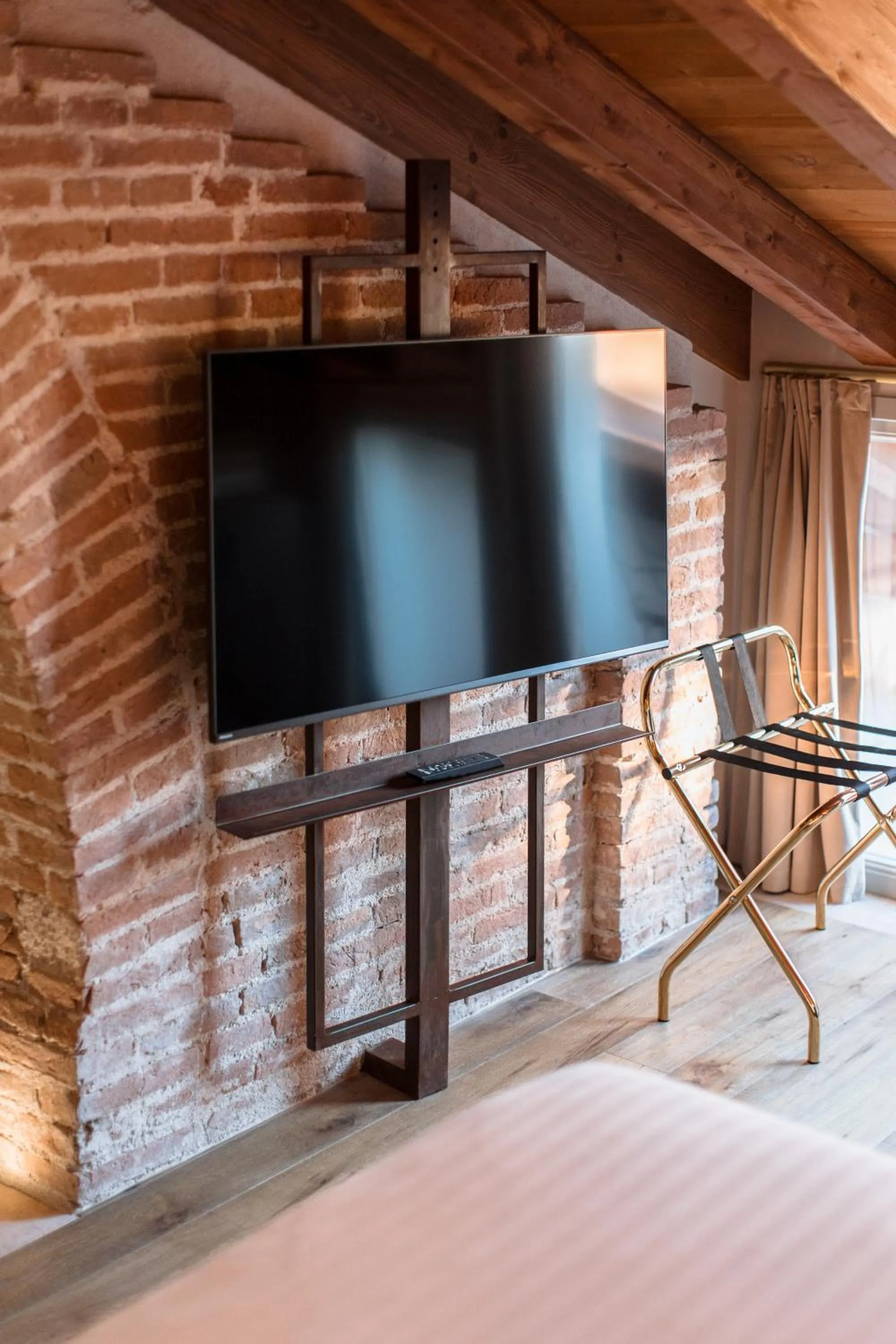 TV and multimedia, Bed in Pavillon Suite