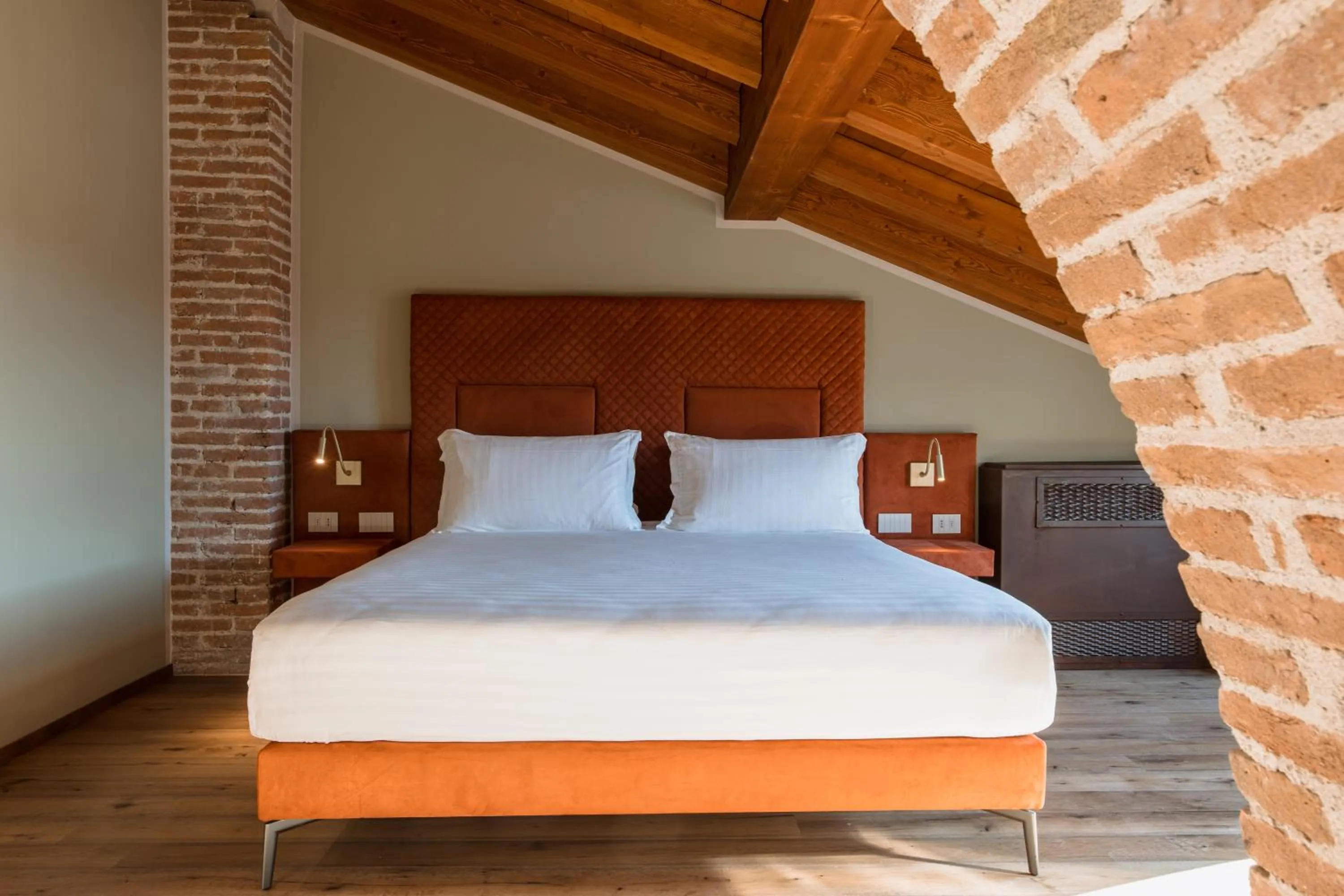 Bed in Pavillon Suite