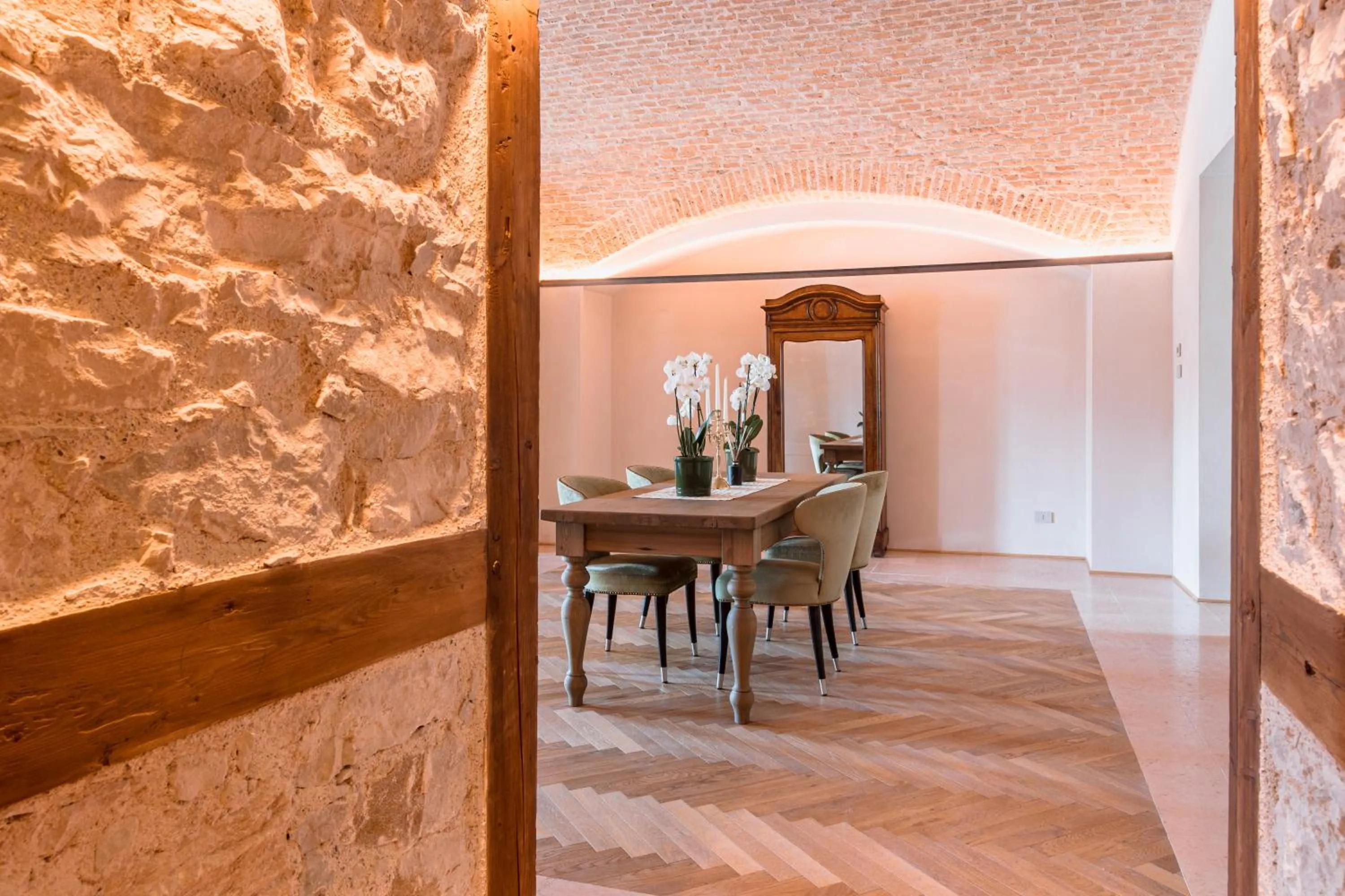 Living room in Pavillon Suite