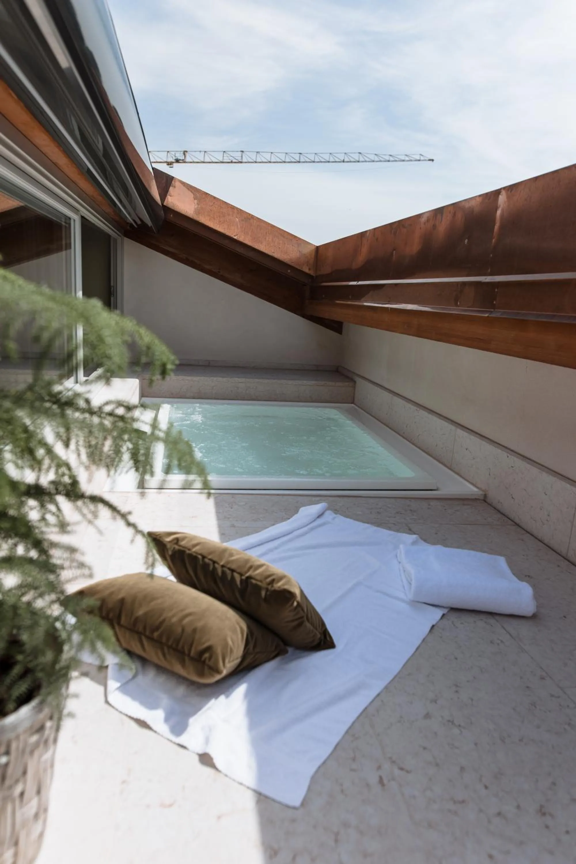 Hot Tub in Pavillon Suite