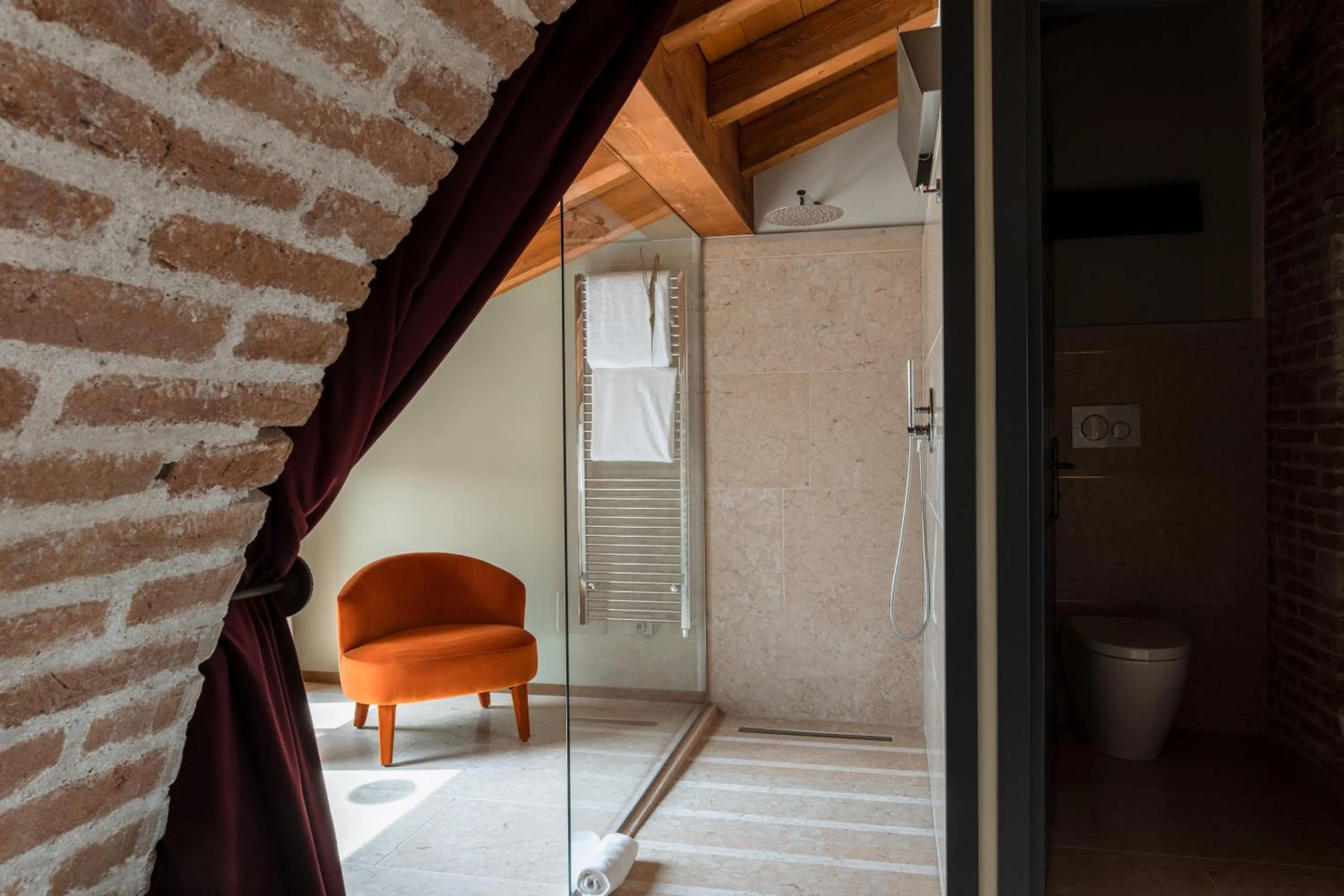 Shower in Pavillon Suite
