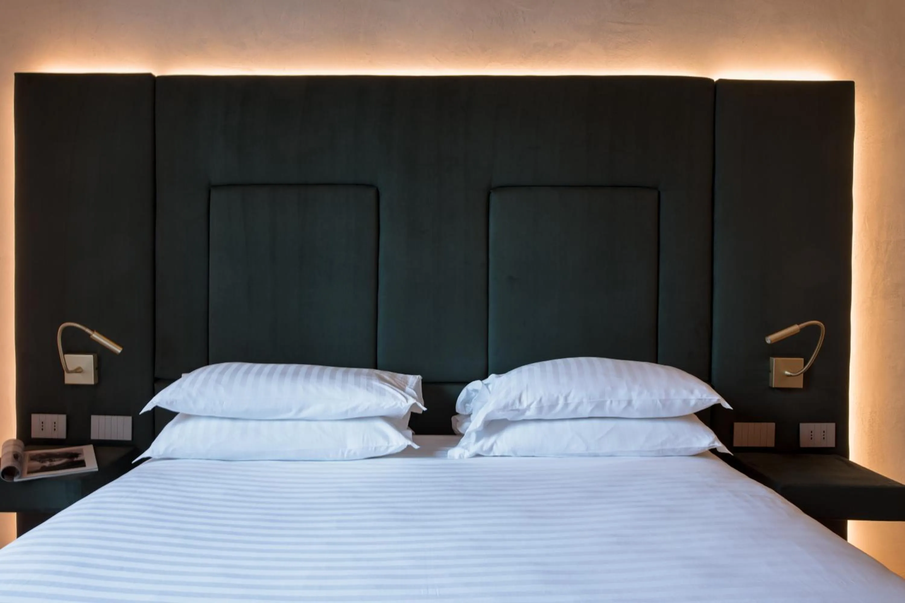 Bed in Pavillon Suite