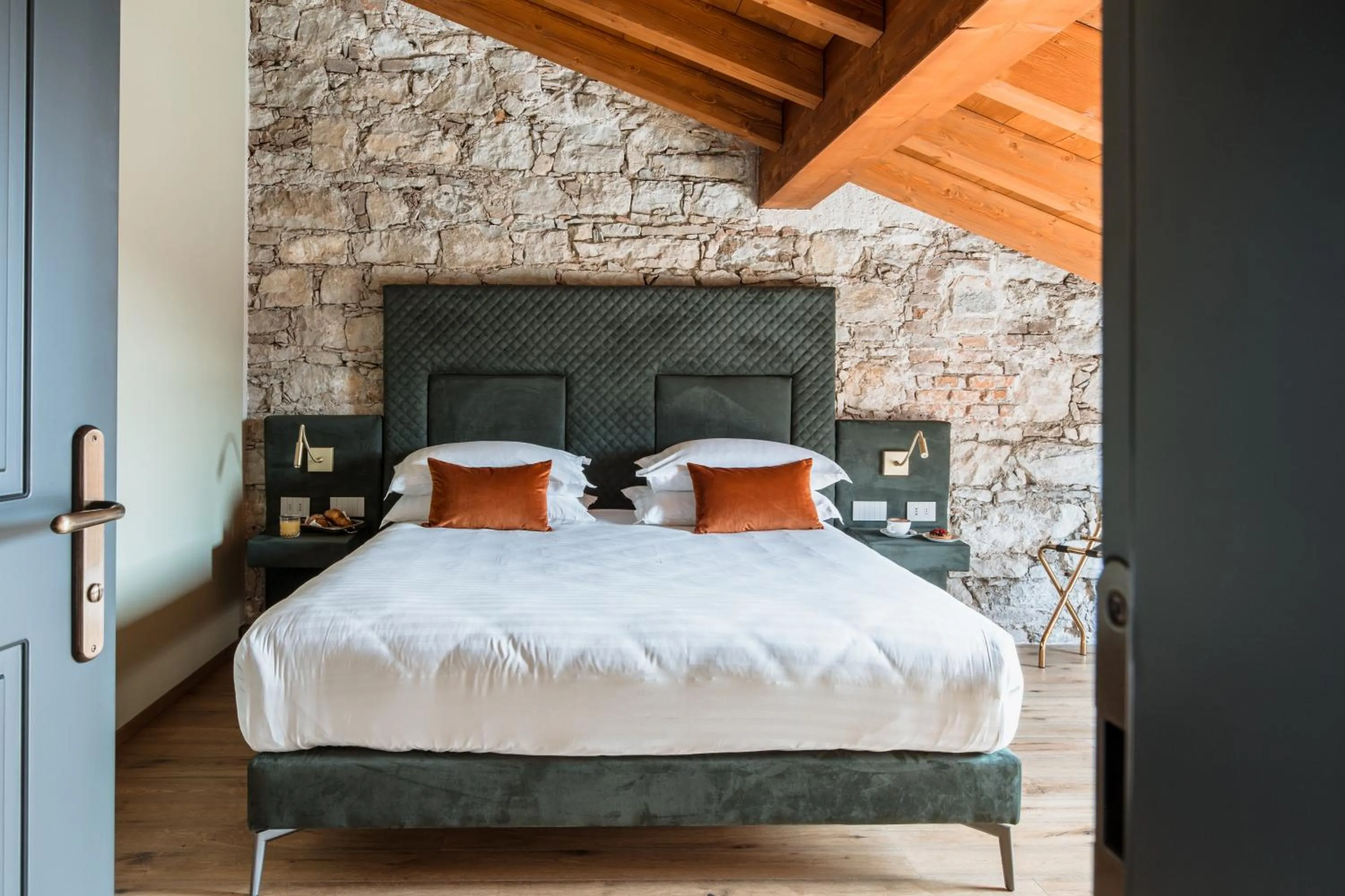 Bed in Pavillon Suite