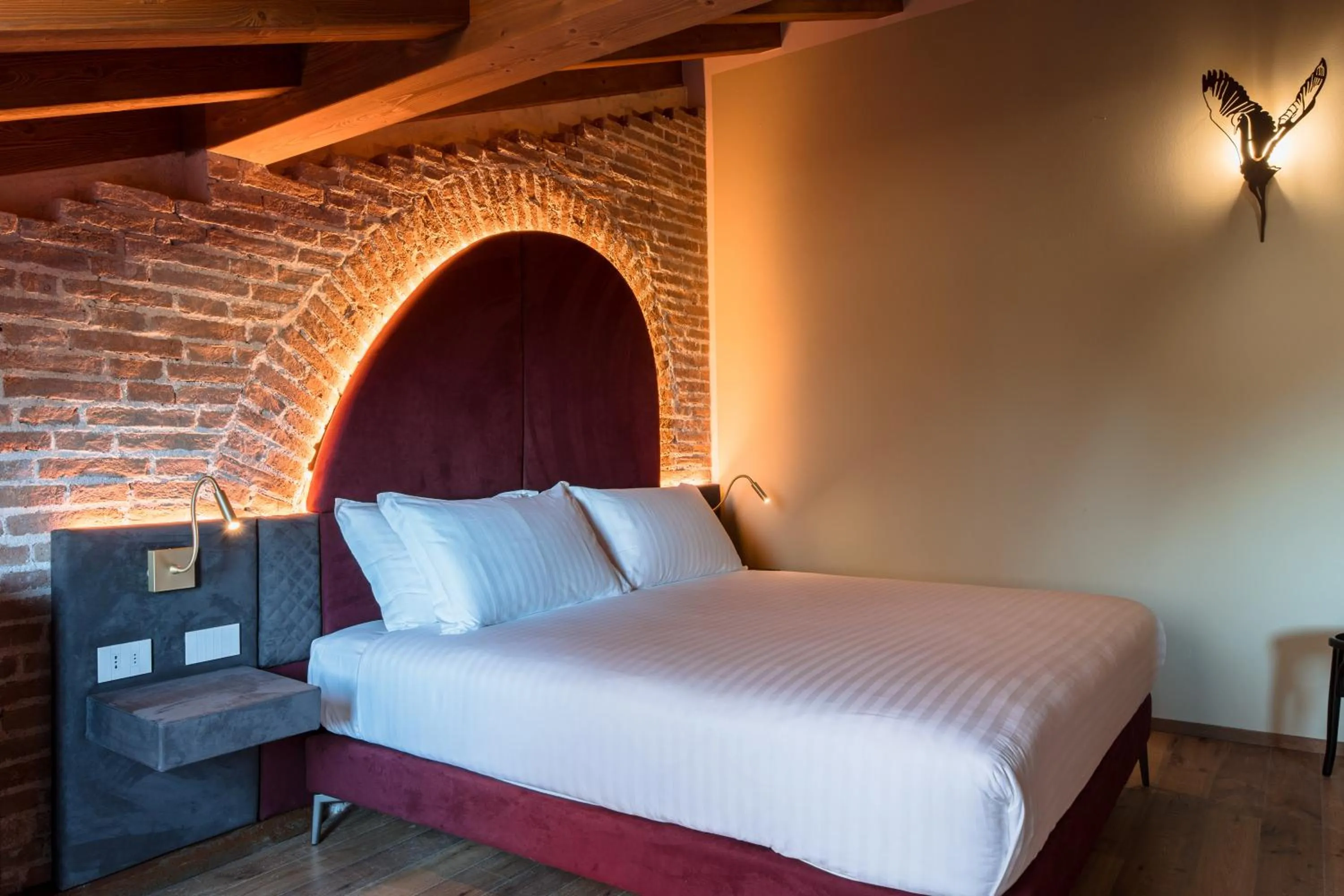 Bed in Pavillon Suite