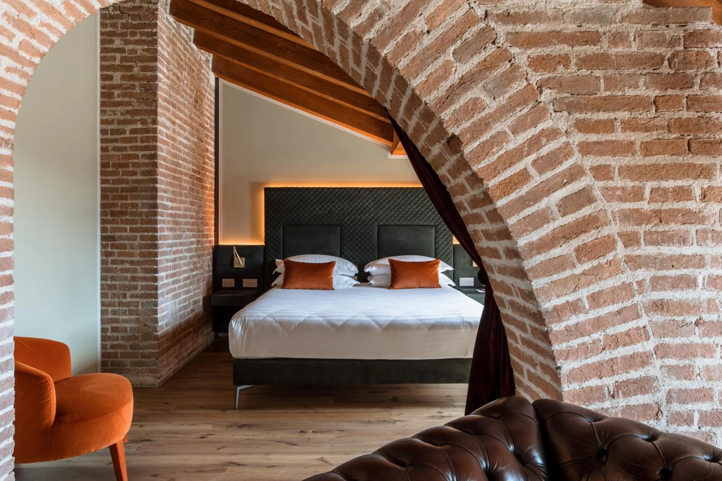 Bedroom, Bed in Pavillon Suite