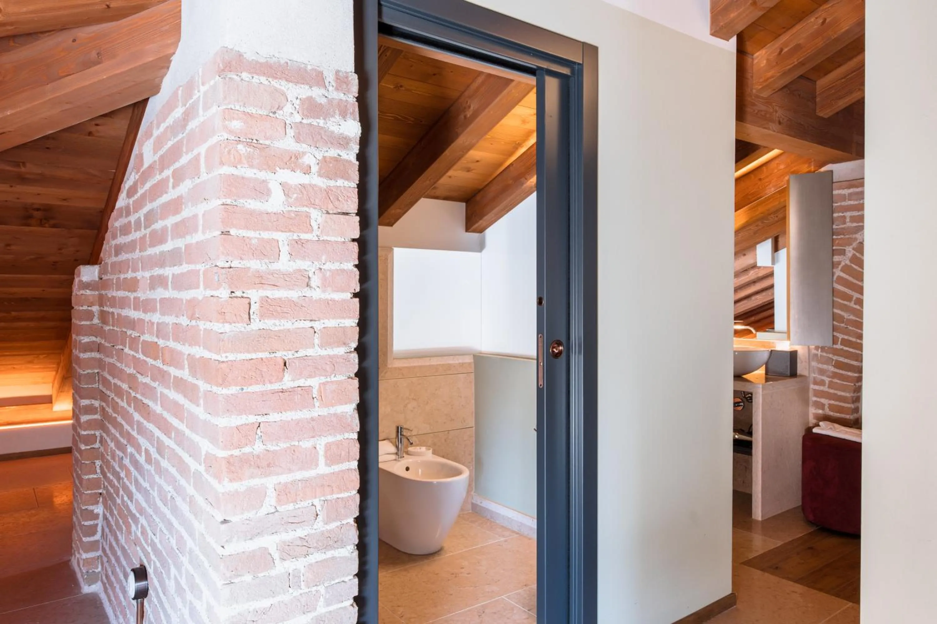 Bathroom in Pavillon Suite