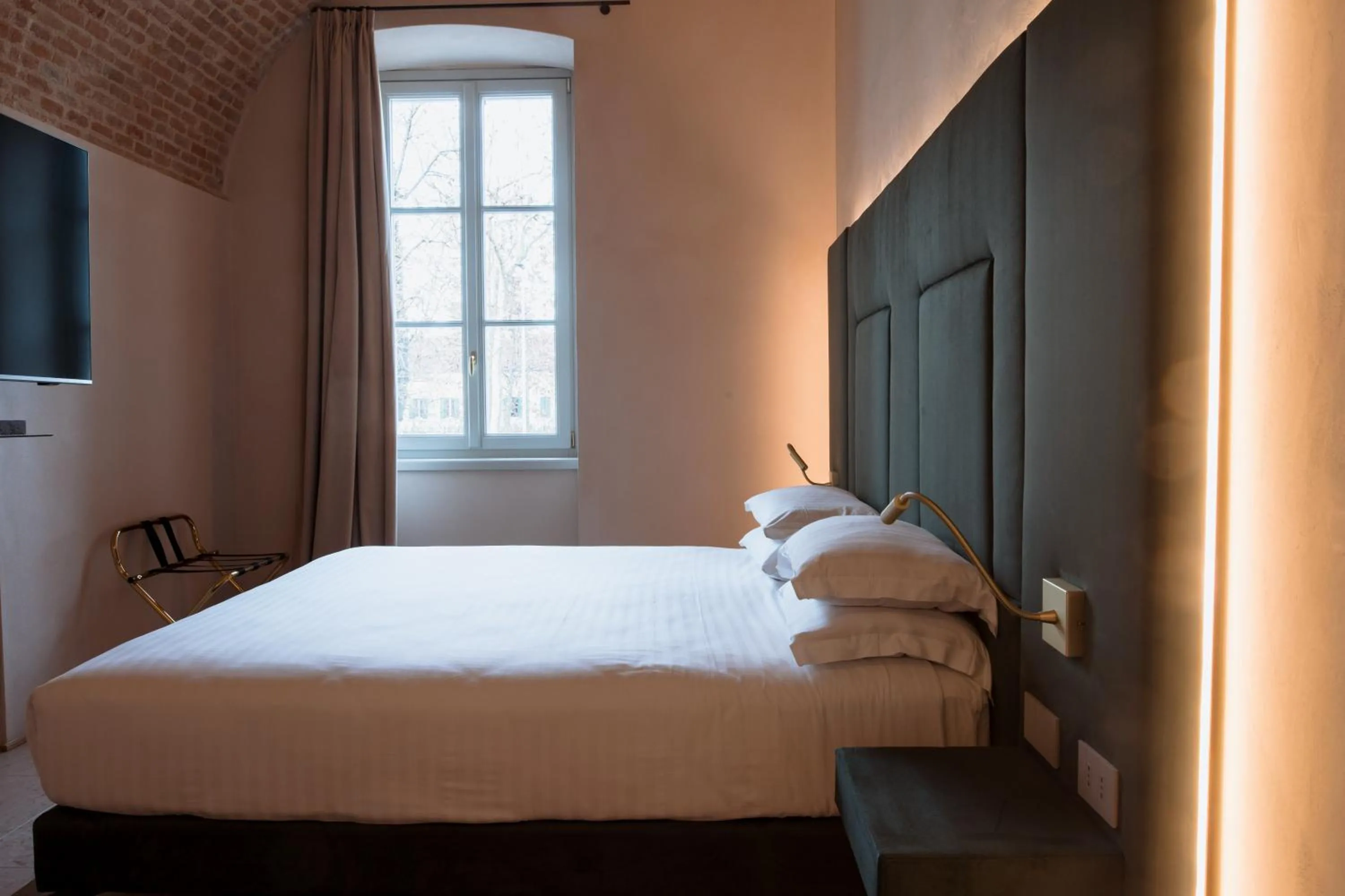 Bed in Pavillon Suite