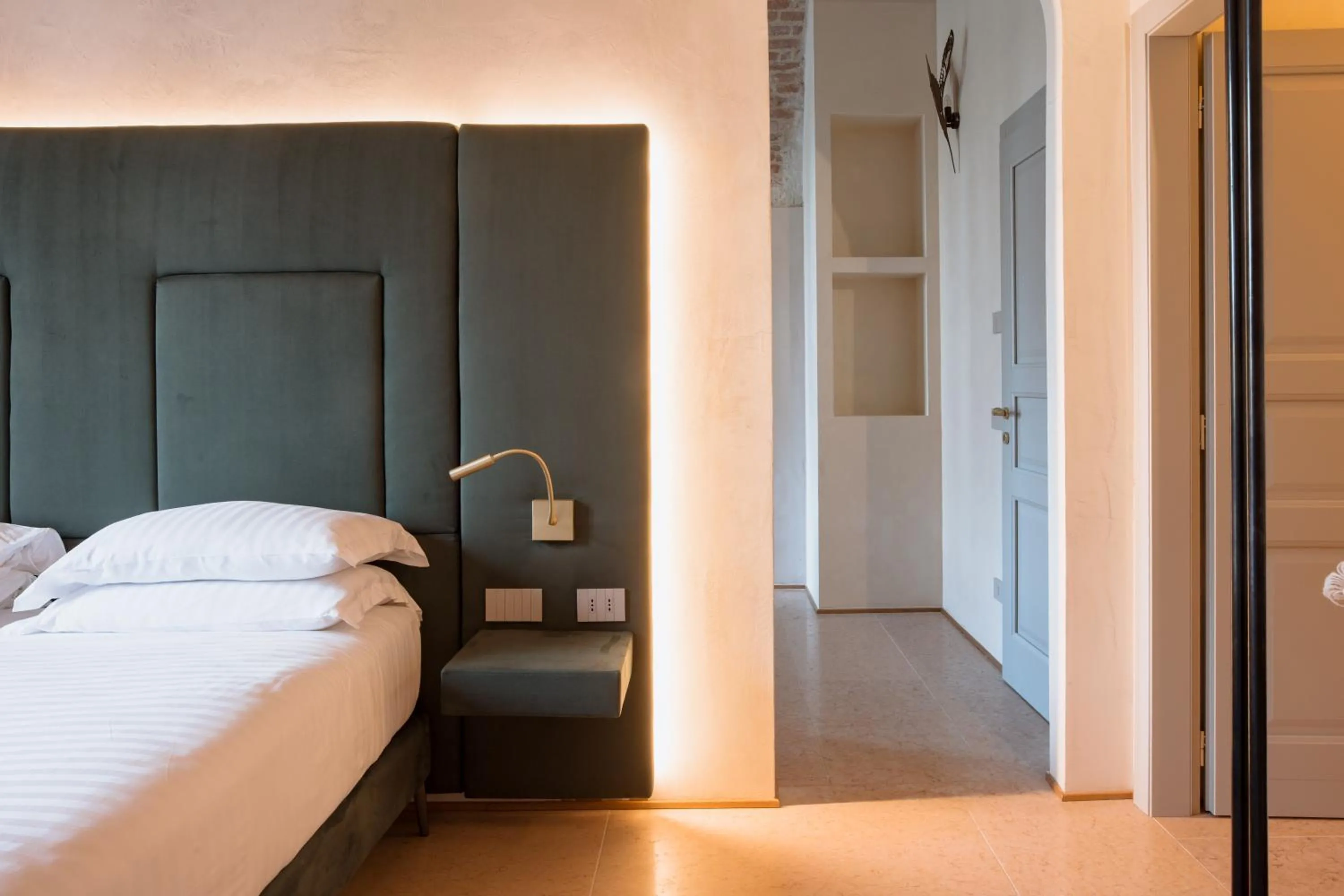 Bed in Pavillon Suite
