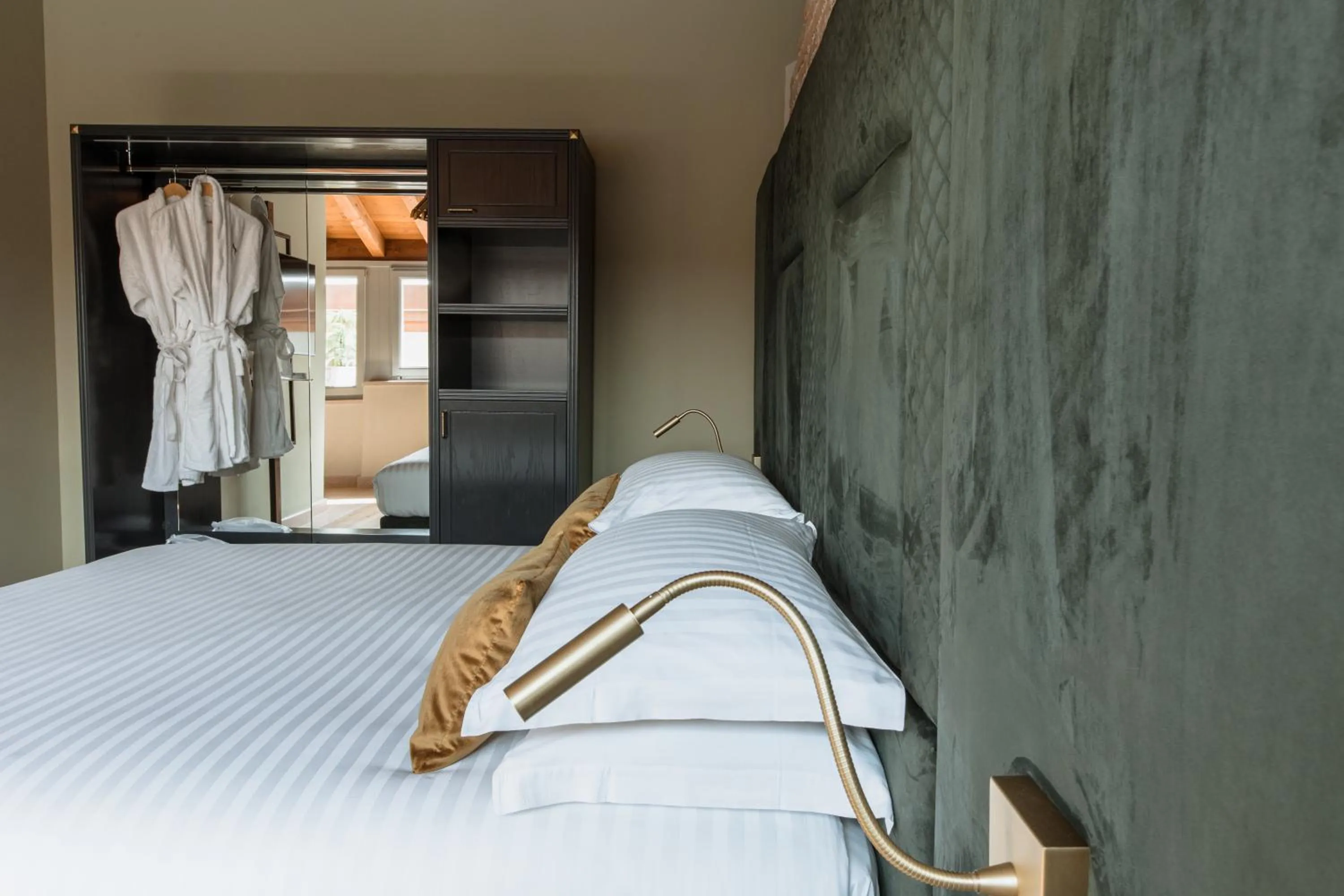 Bed in Pavillon Suite