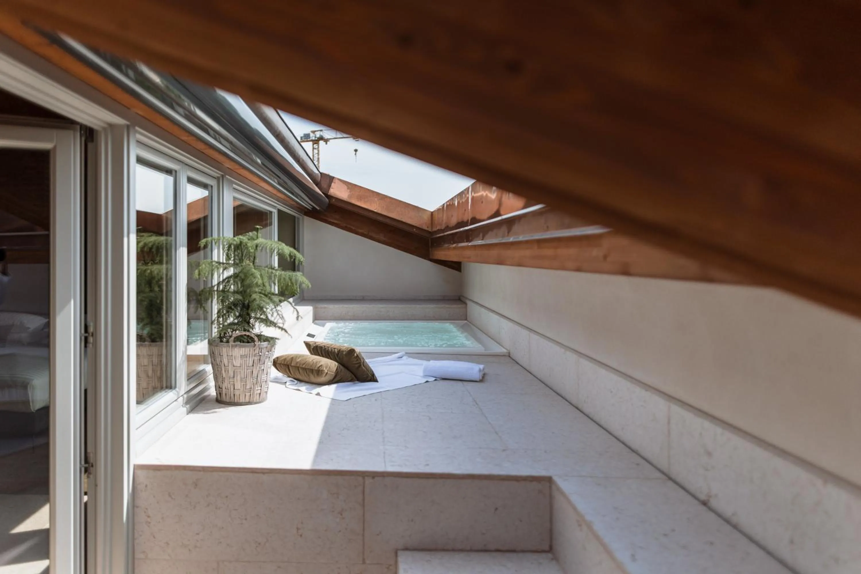 Hot Tub in Pavillon Suite