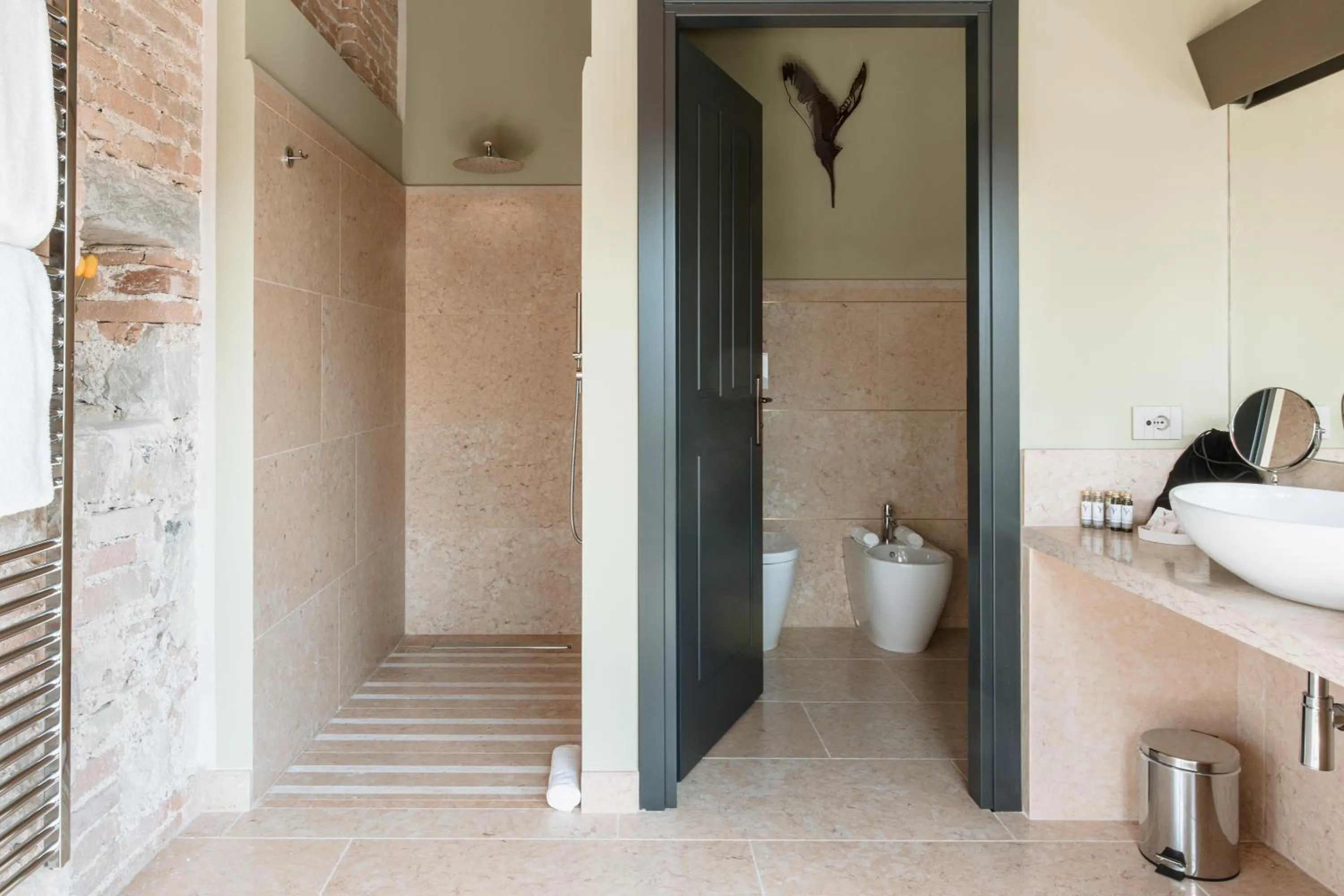 Shower in Pavillon Suite