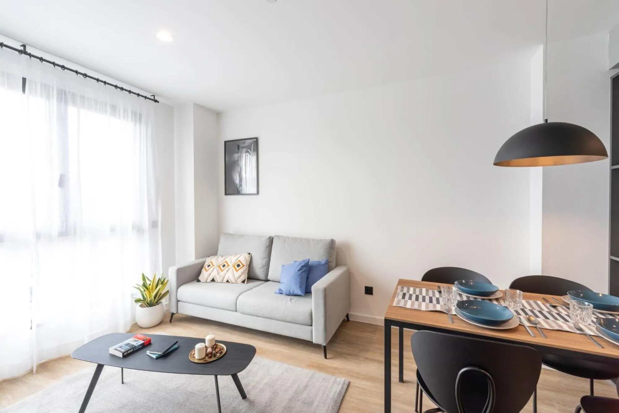 One-bedroom apartment with a partially accessible bathroom in Be Casa - Valdebebas