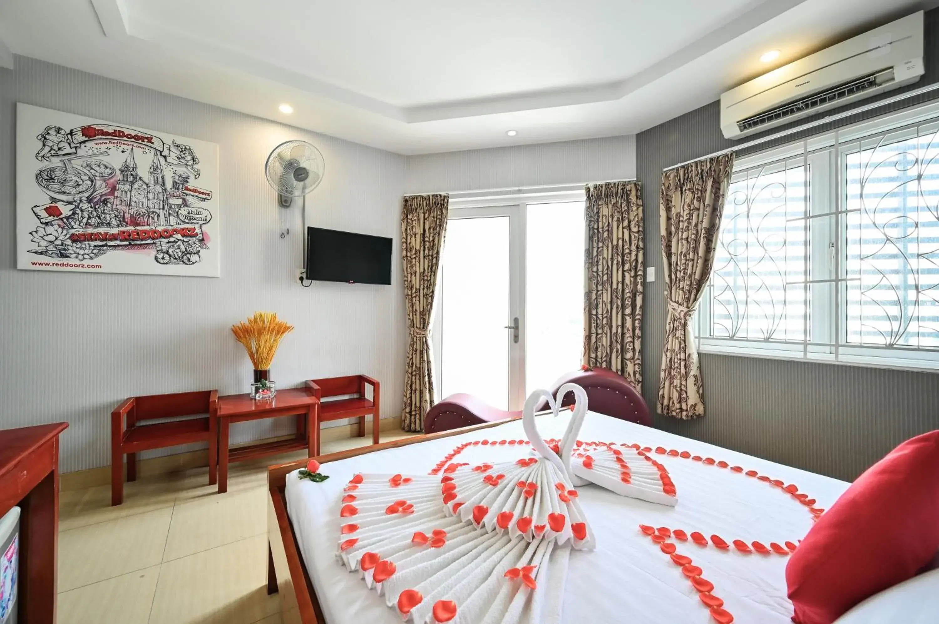 Bed in Quang Hoa Airport Hotel Bed in Quang Hoa Airport Hotel