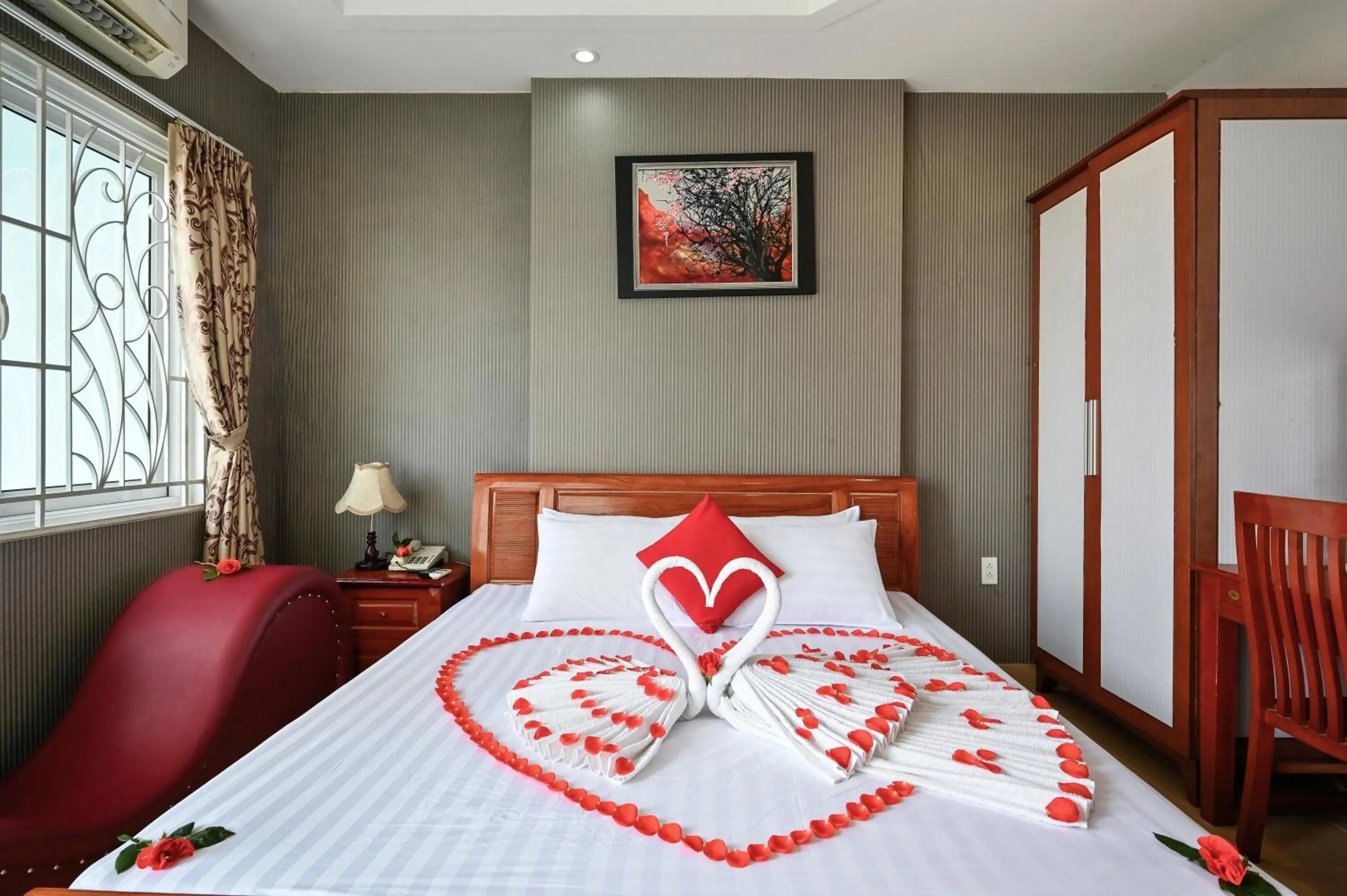 Bed in Quang Hoa Airport Hotel