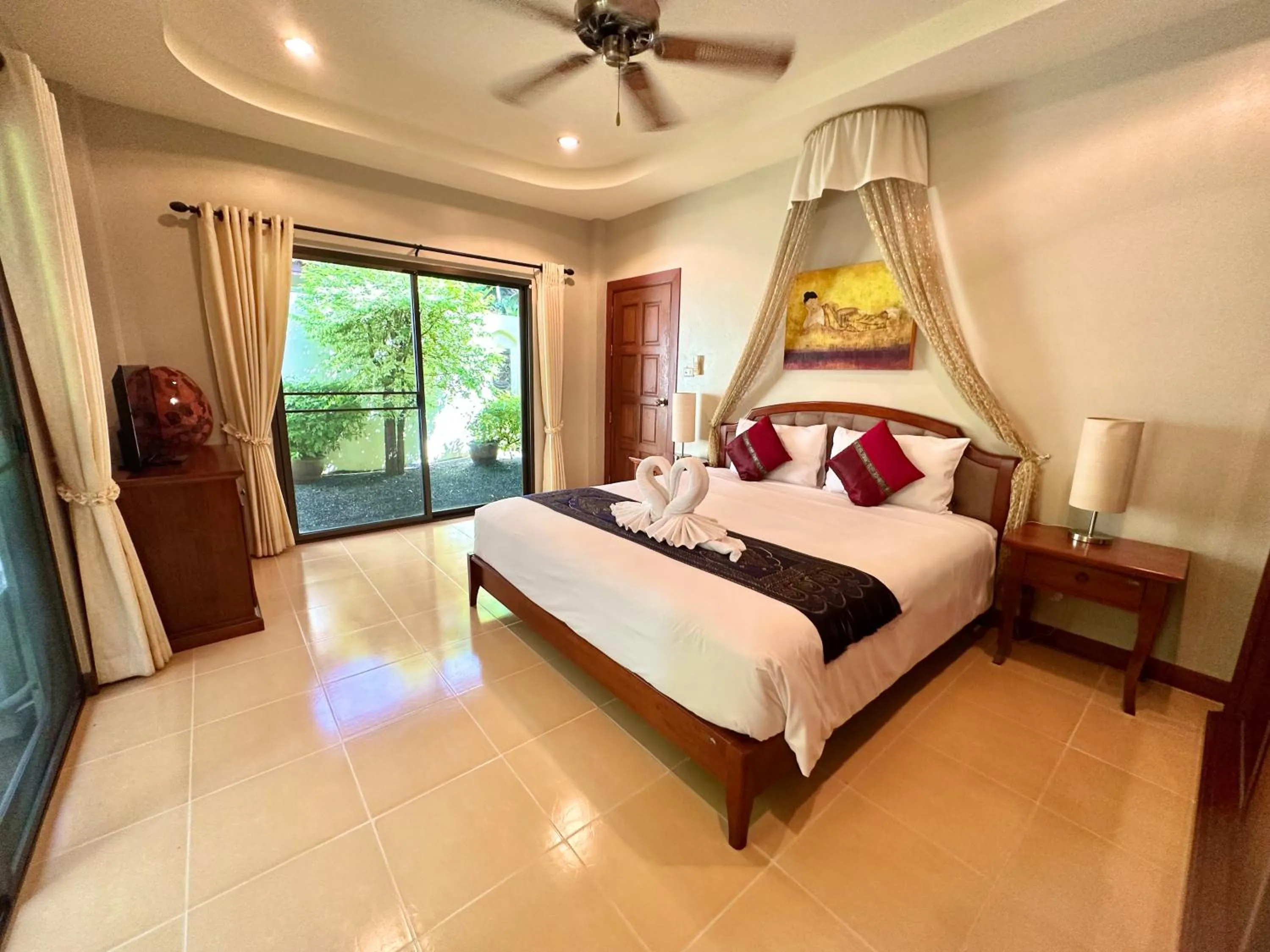 Coconut Paradise Holiday Villas
