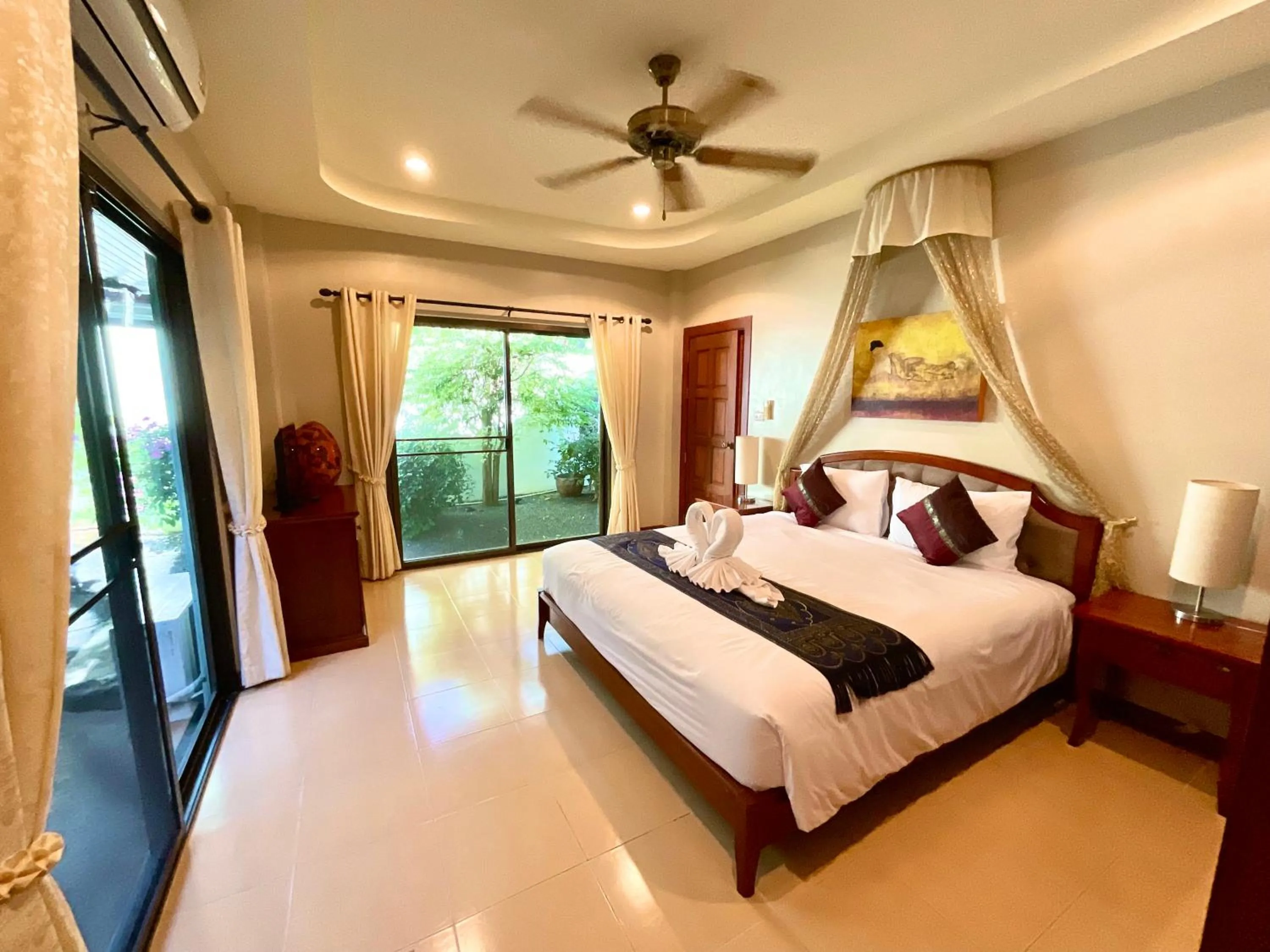 Coconut Paradise Holiday Villas