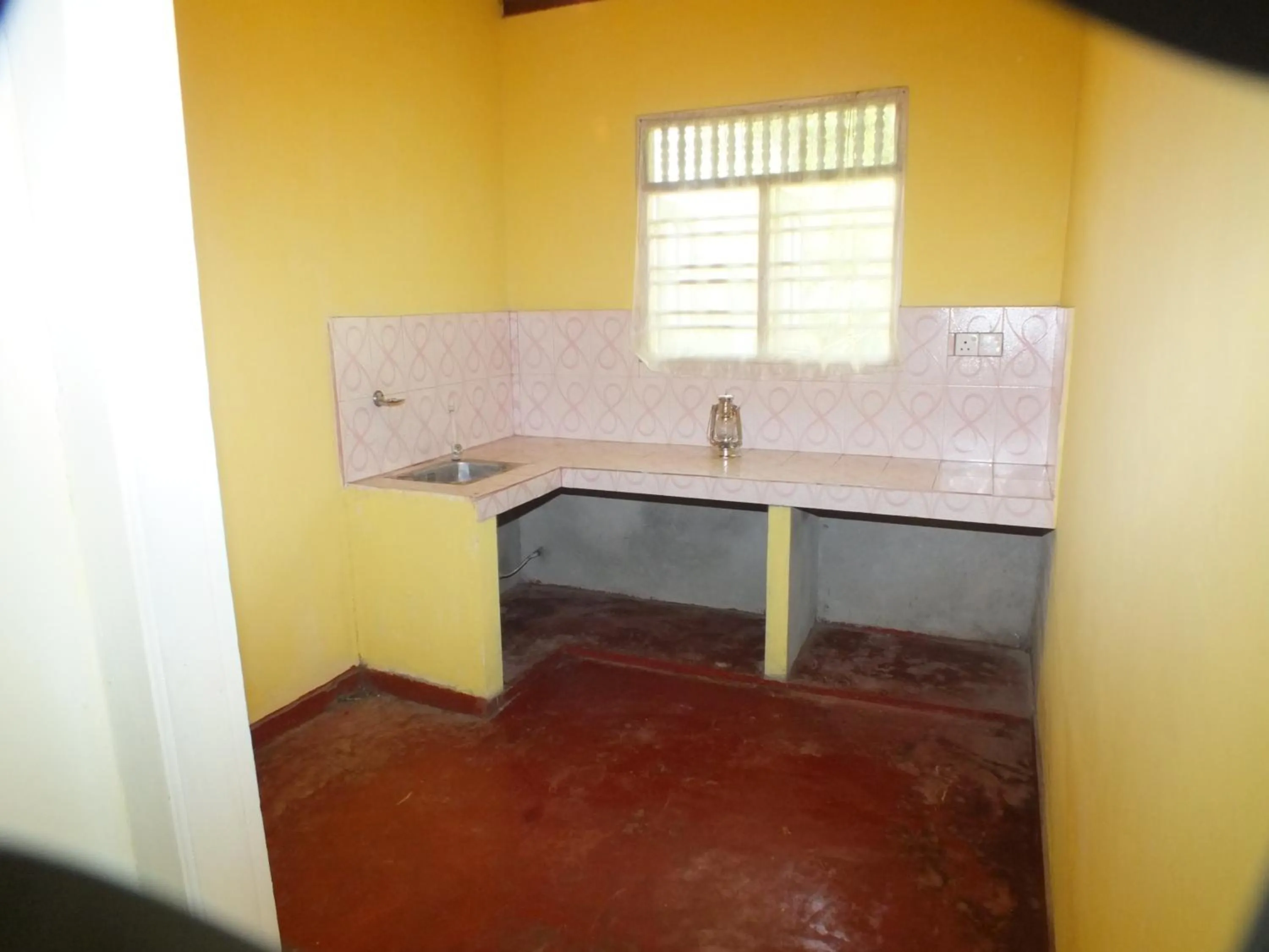 Communal kitchen in Arogya Resort