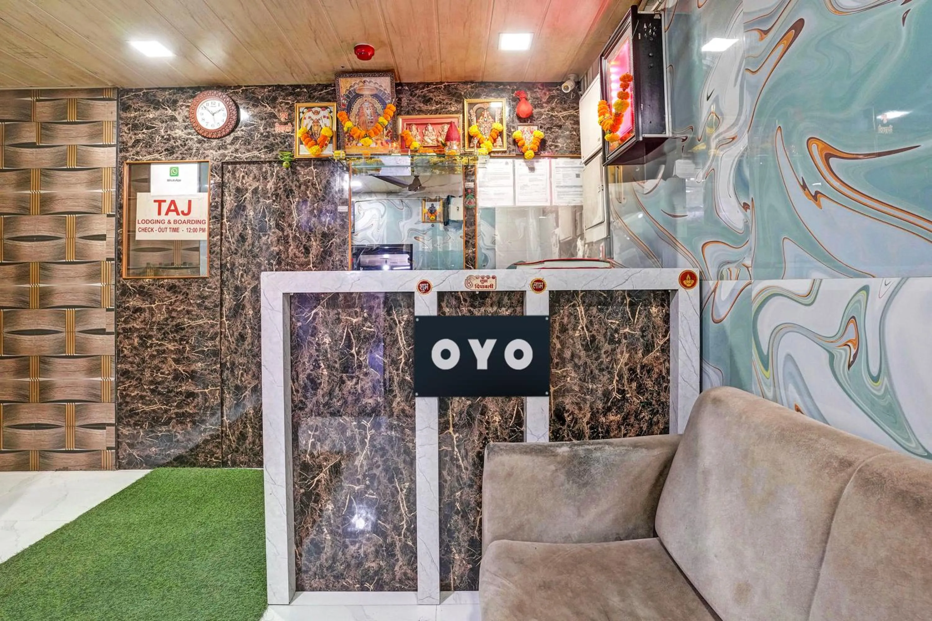 Lobby or reception in Hotel O Taj Lodging and Boarding