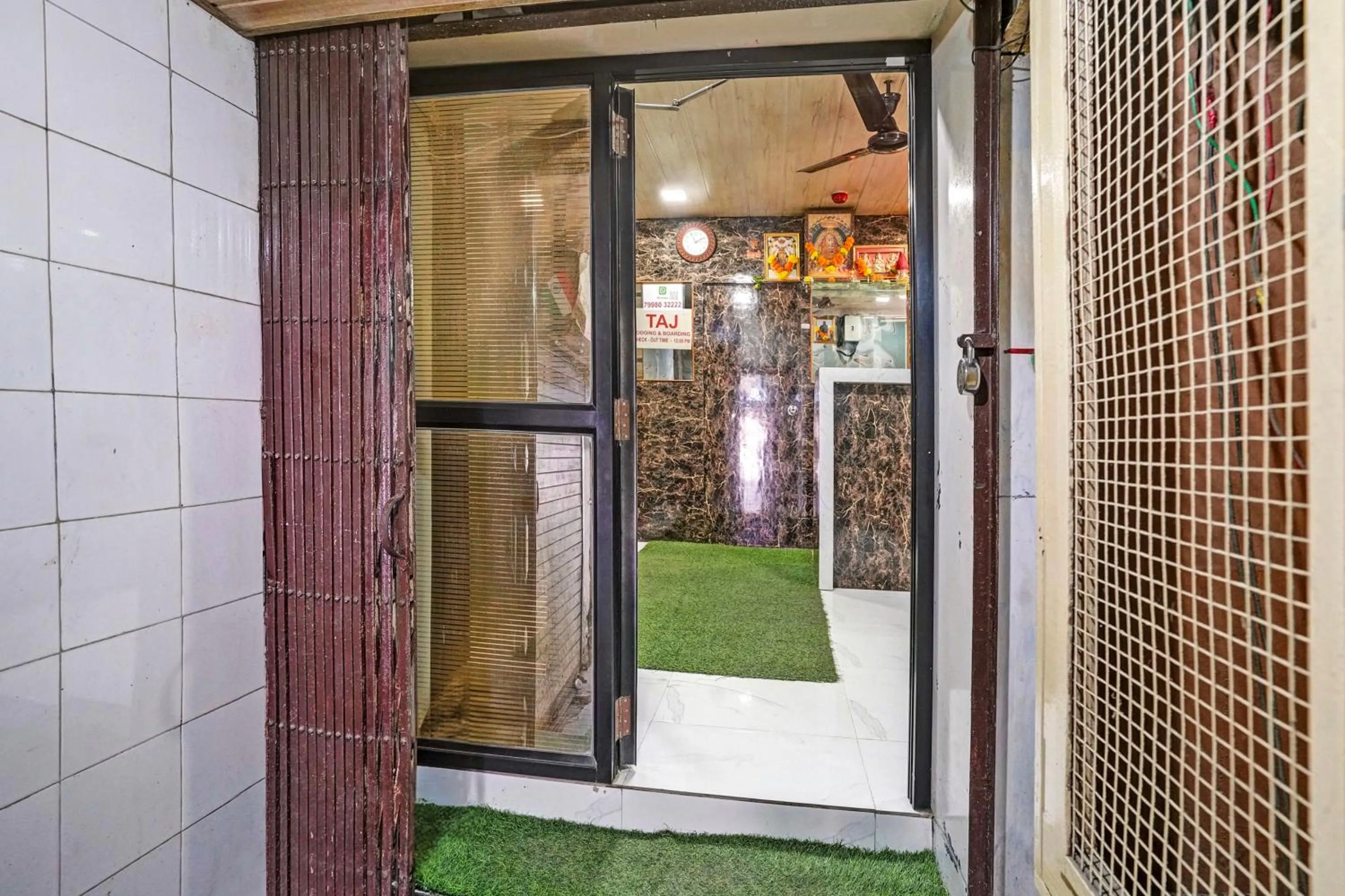 Facade/entrance in Hotel O Taj Lodging and Boarding